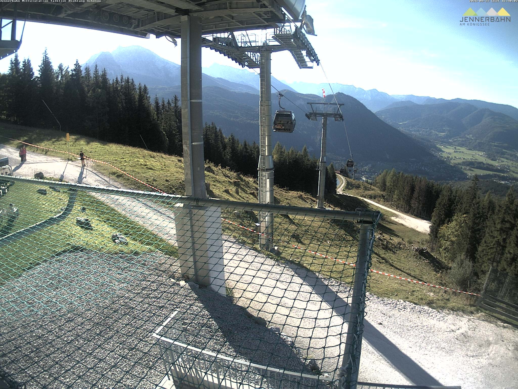 Archiv Foto Webcam Blick von der Mittelstation der Jennerbahn