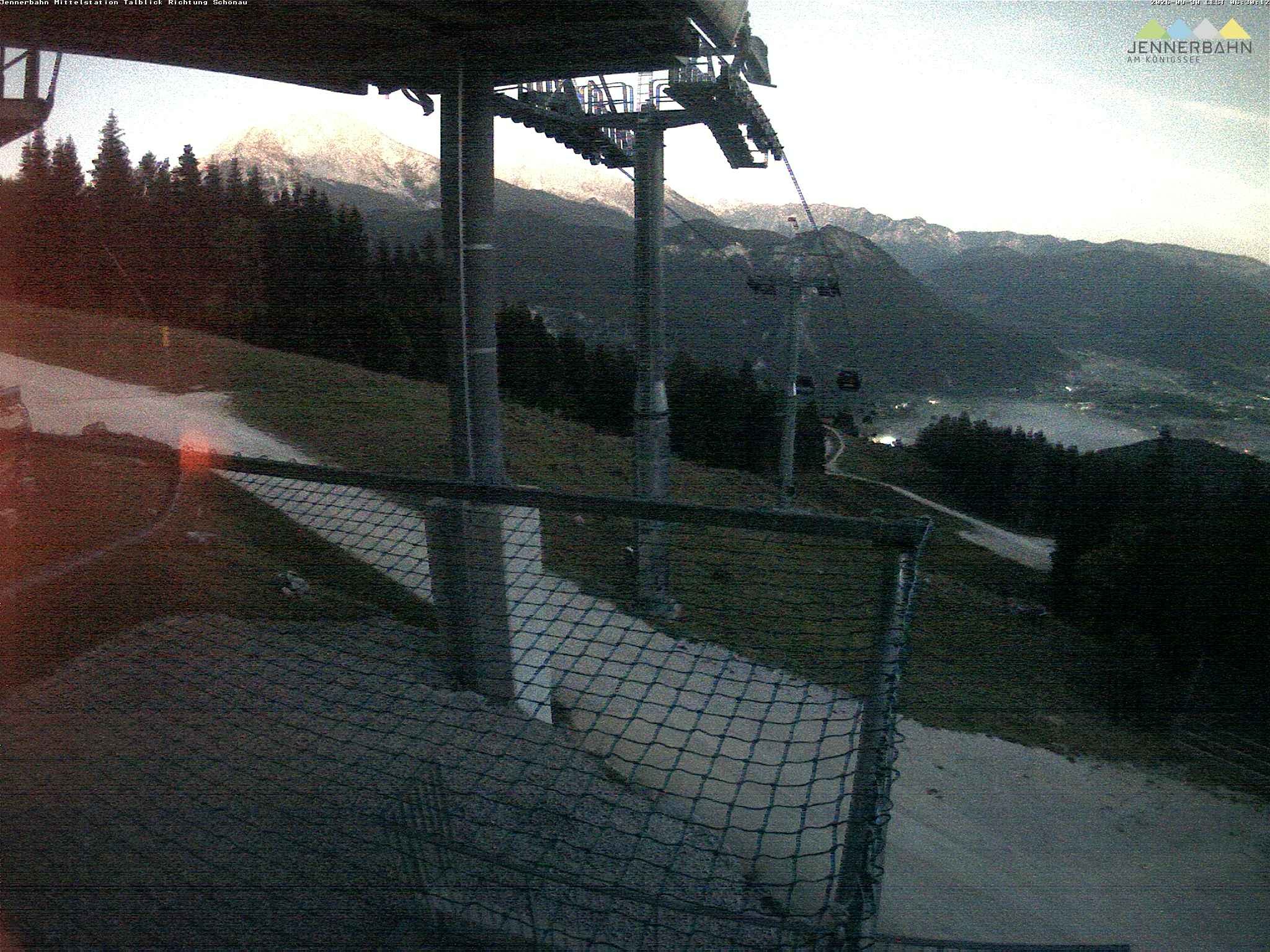 Archiv Foto Webcam Blick von der Mittelstation der Jennerbahn