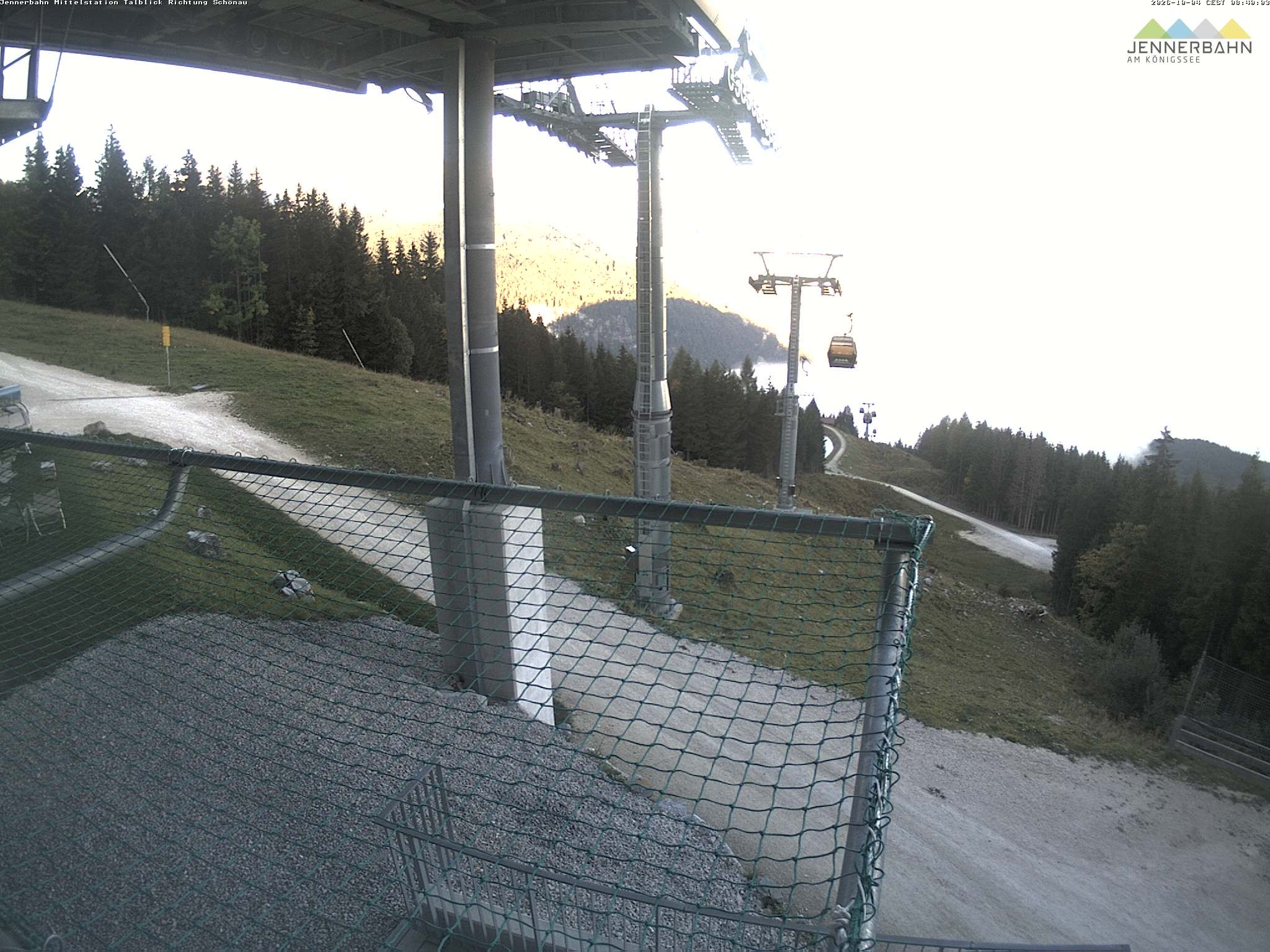 Archiv Foto Webcam Blick von der Mittelstation der Jennerbahn