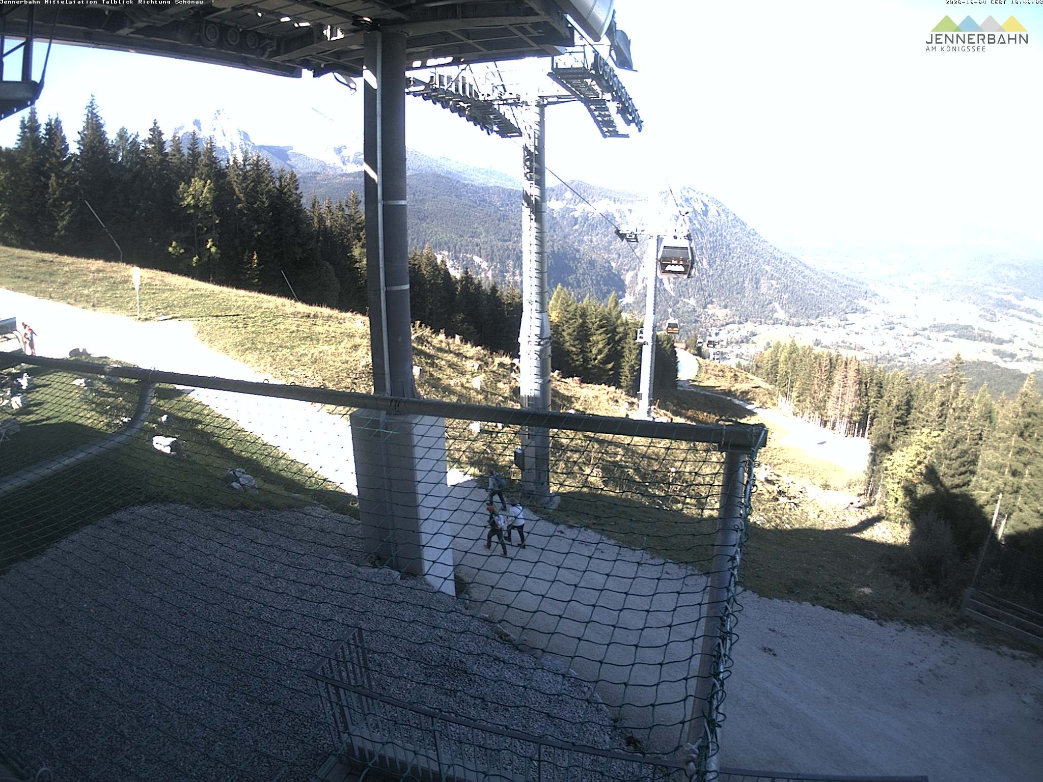 Archiv Foto Webcam Blick von der Mittelstation der Jennerbahn