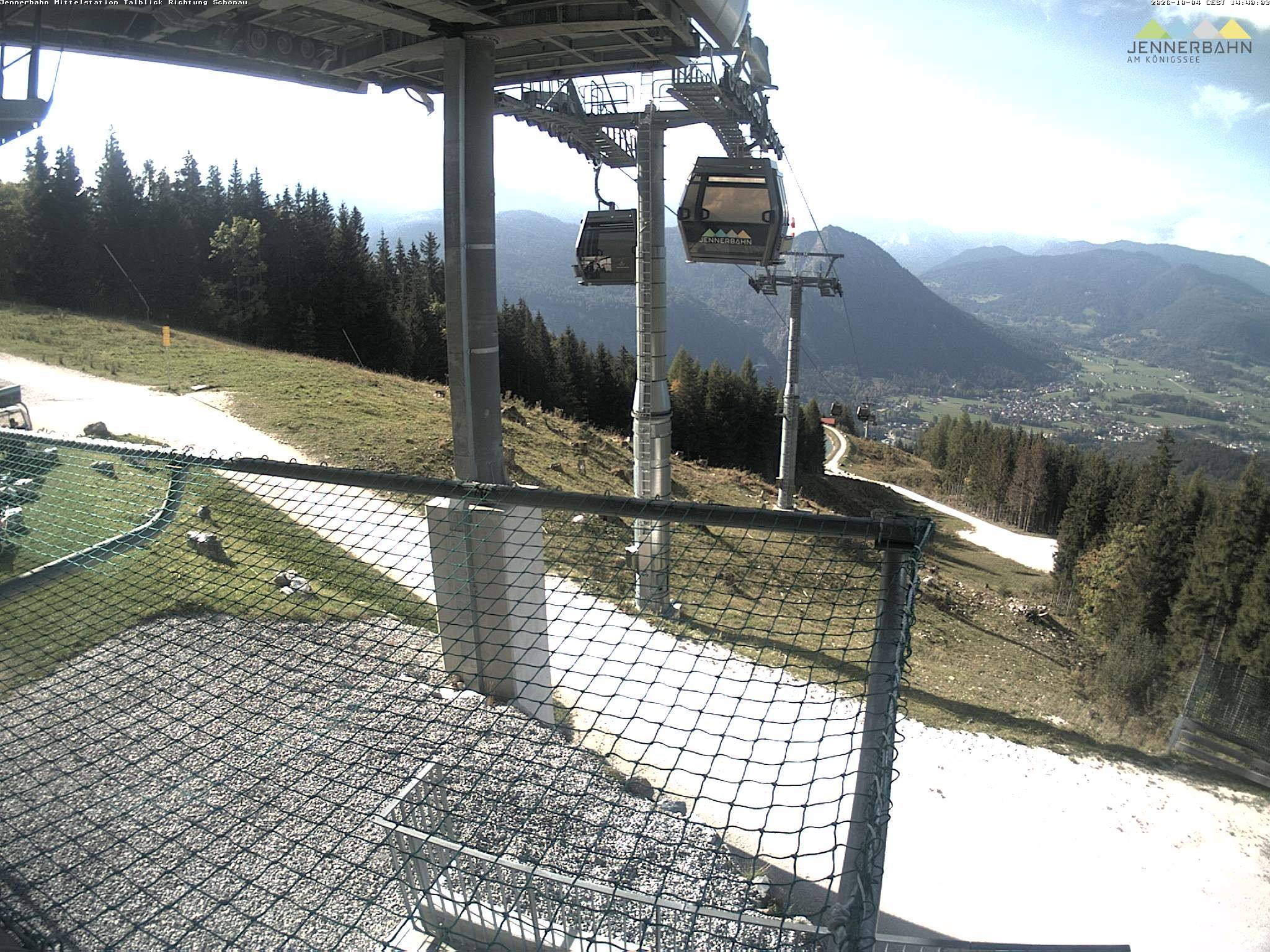 Archiv Foto Webcam Blick von der Mittelstation der Jennerbahn