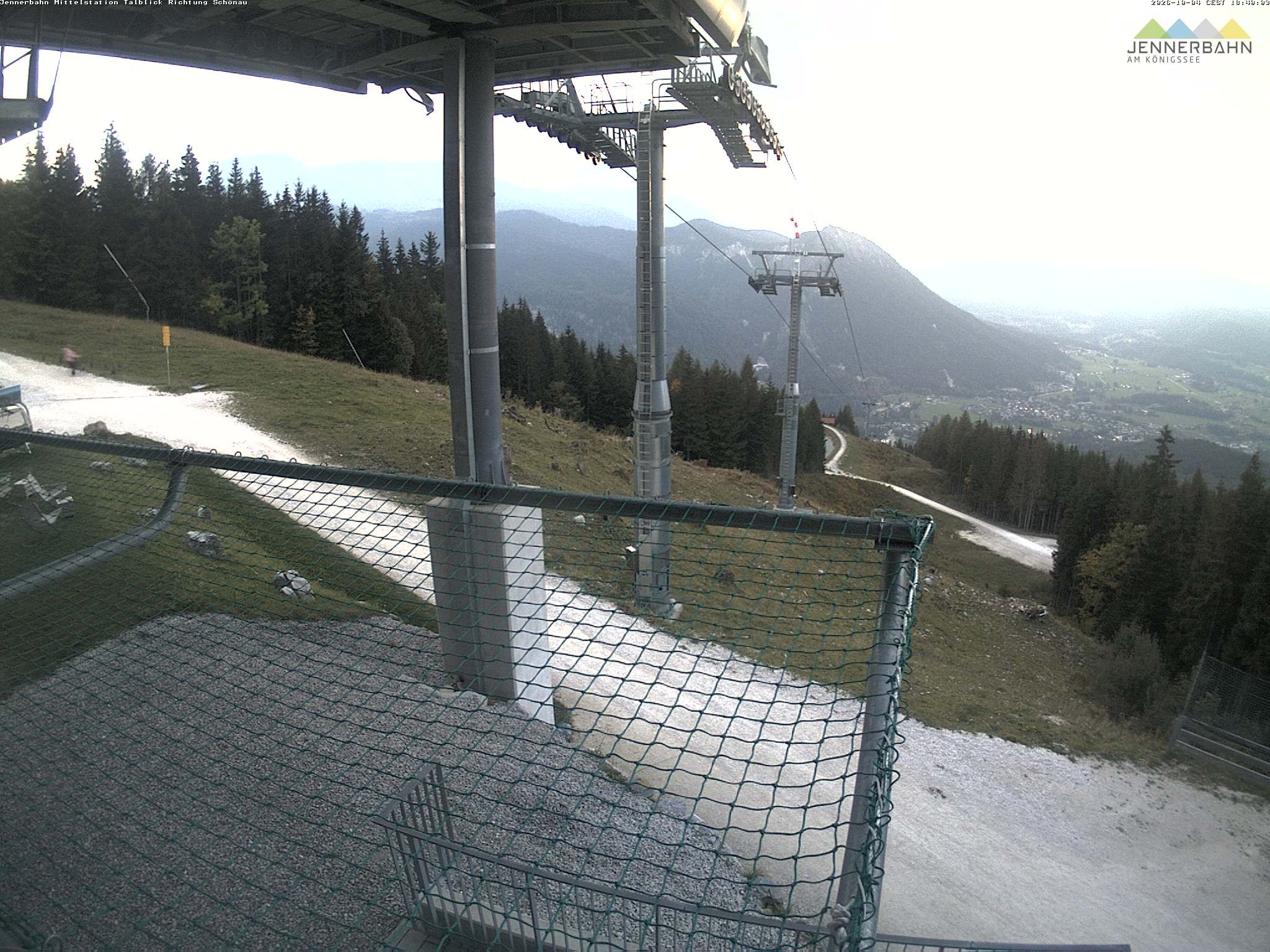 Archived image Webcam View from Midway Station