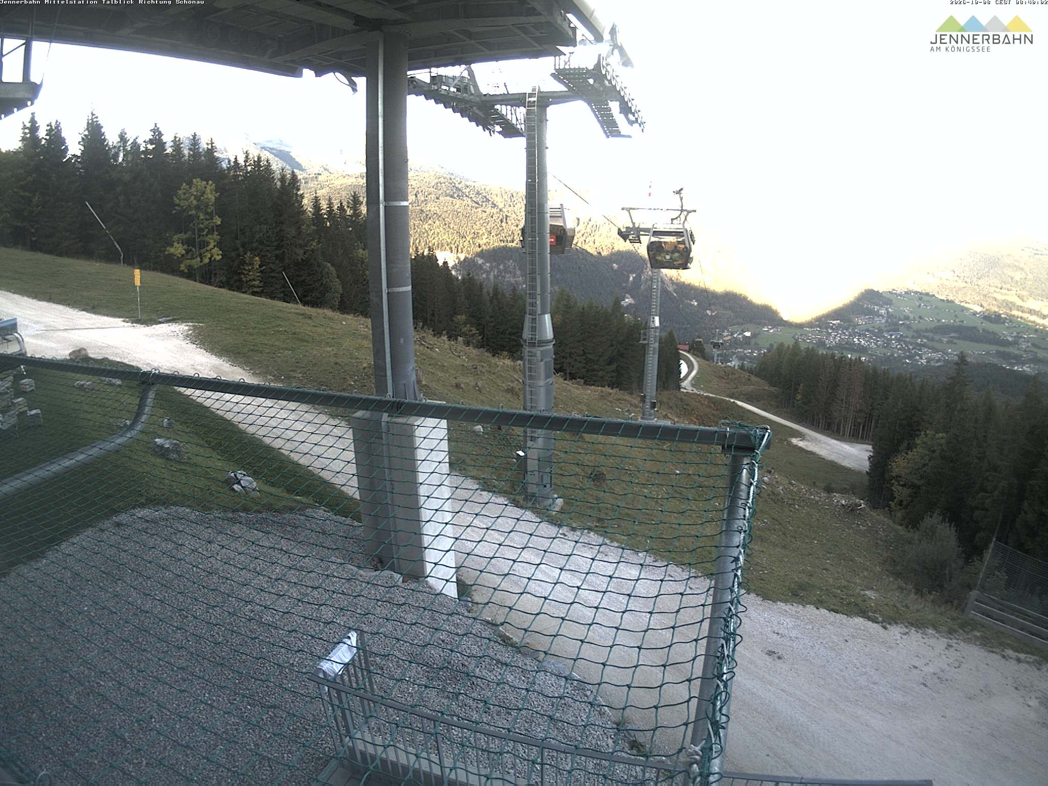Archived image Webcam View from Midway Station