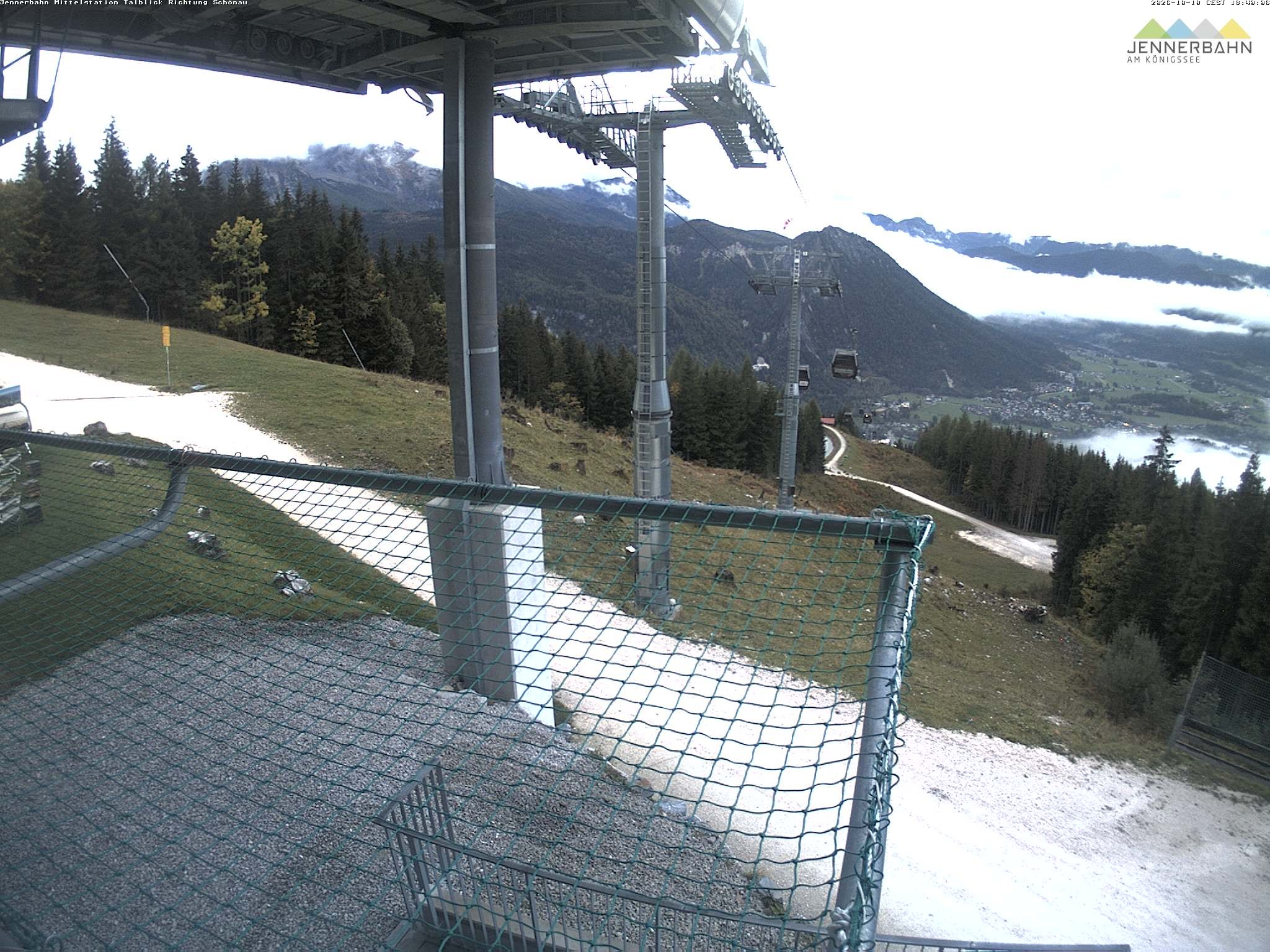 Archiv Foto Webcam Blick von der Mittelstation der Jennerbahn