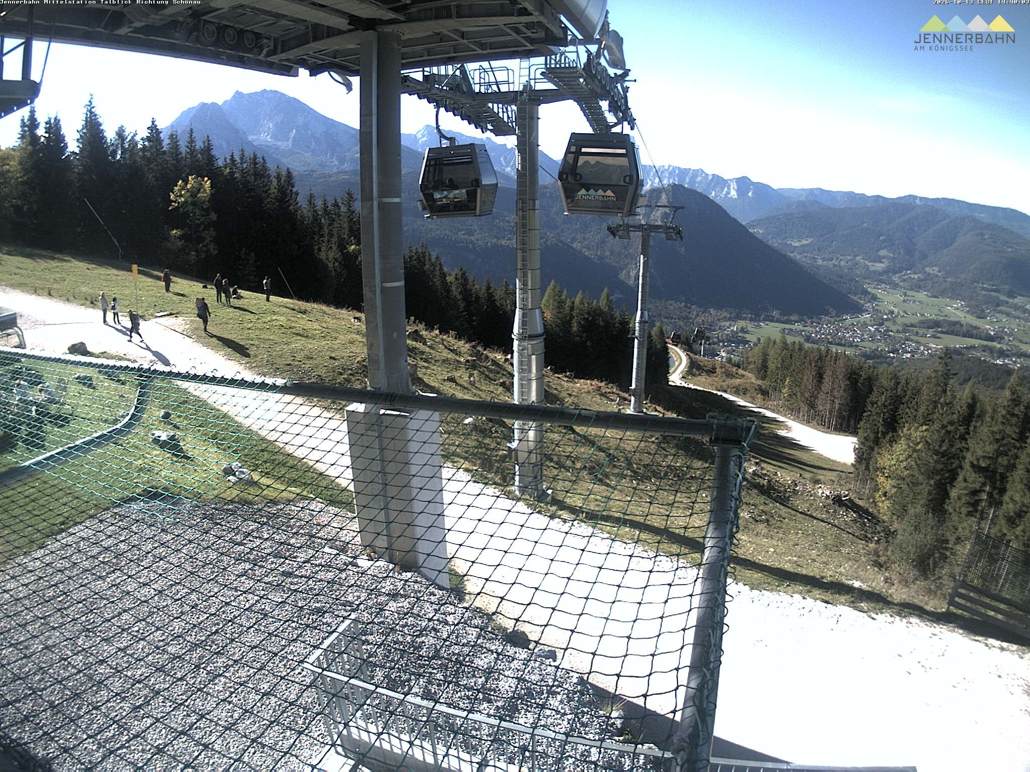 Archiv Foto Webcam Blick von der Mittelstation der Jennerbahn