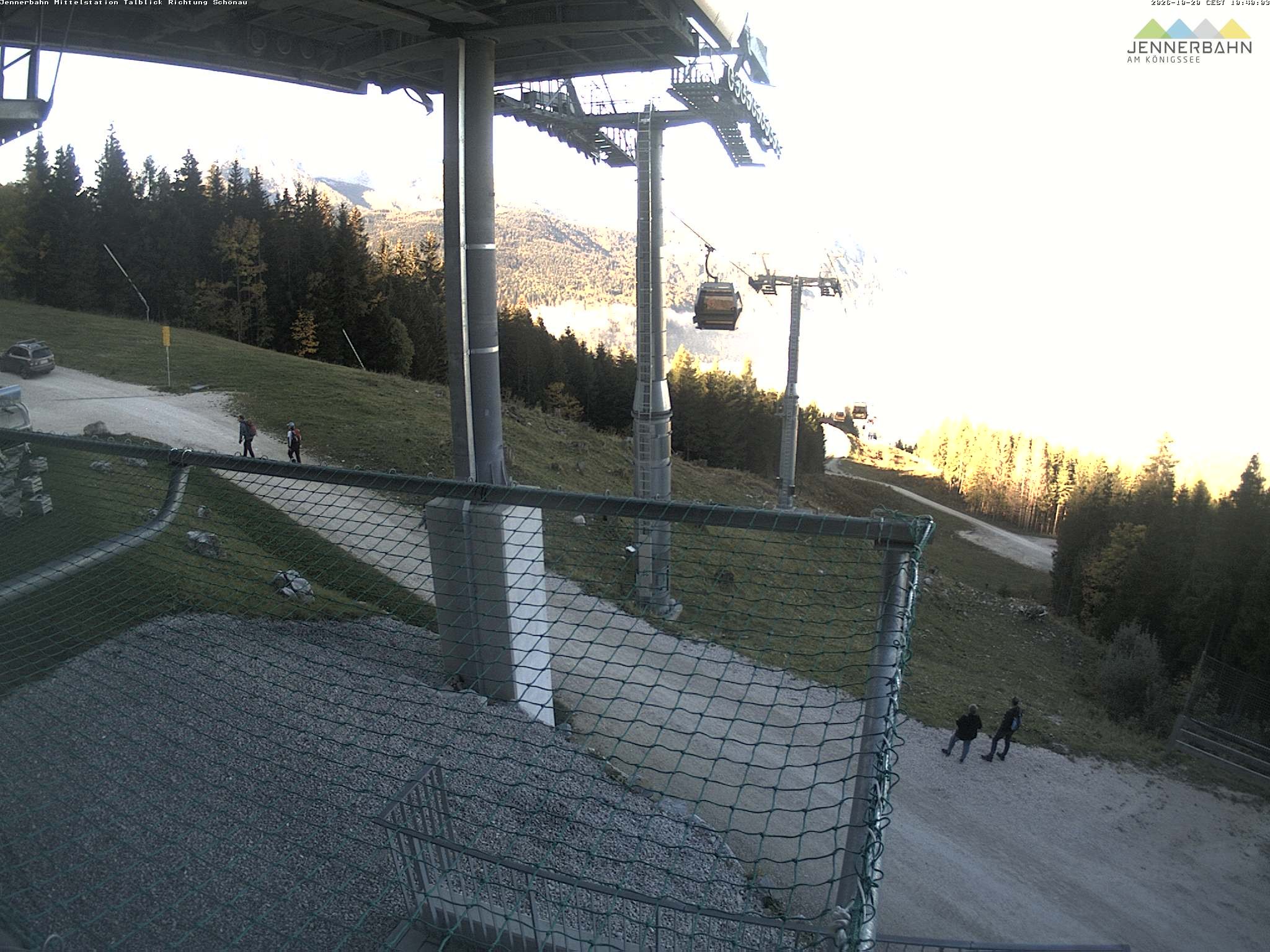 Archiv Foto Webcam Blick von der Mittelstation der Jennerbahn