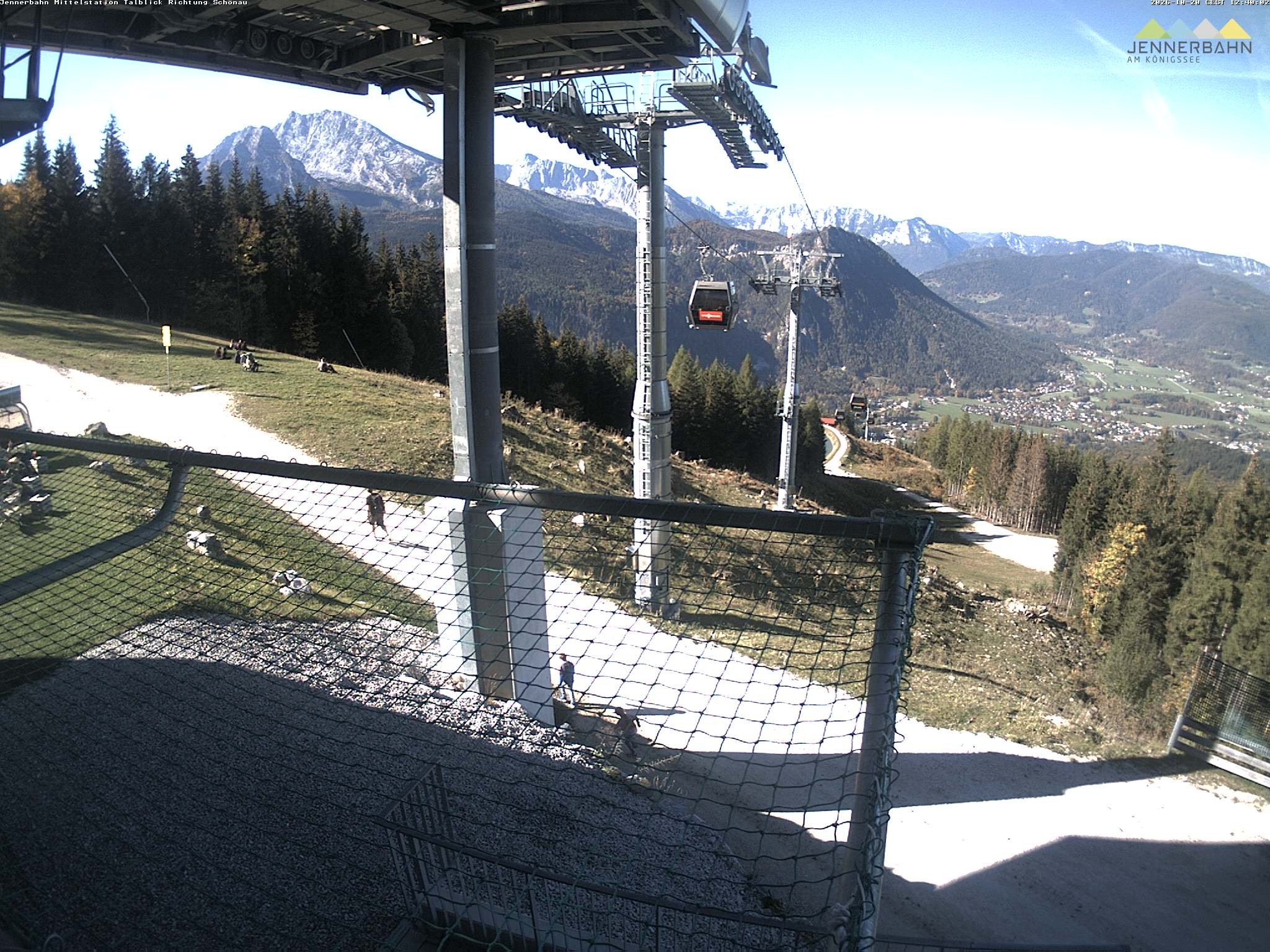 Archiv Foto Webcam Blick von der Mittelstation der Jennerbahn