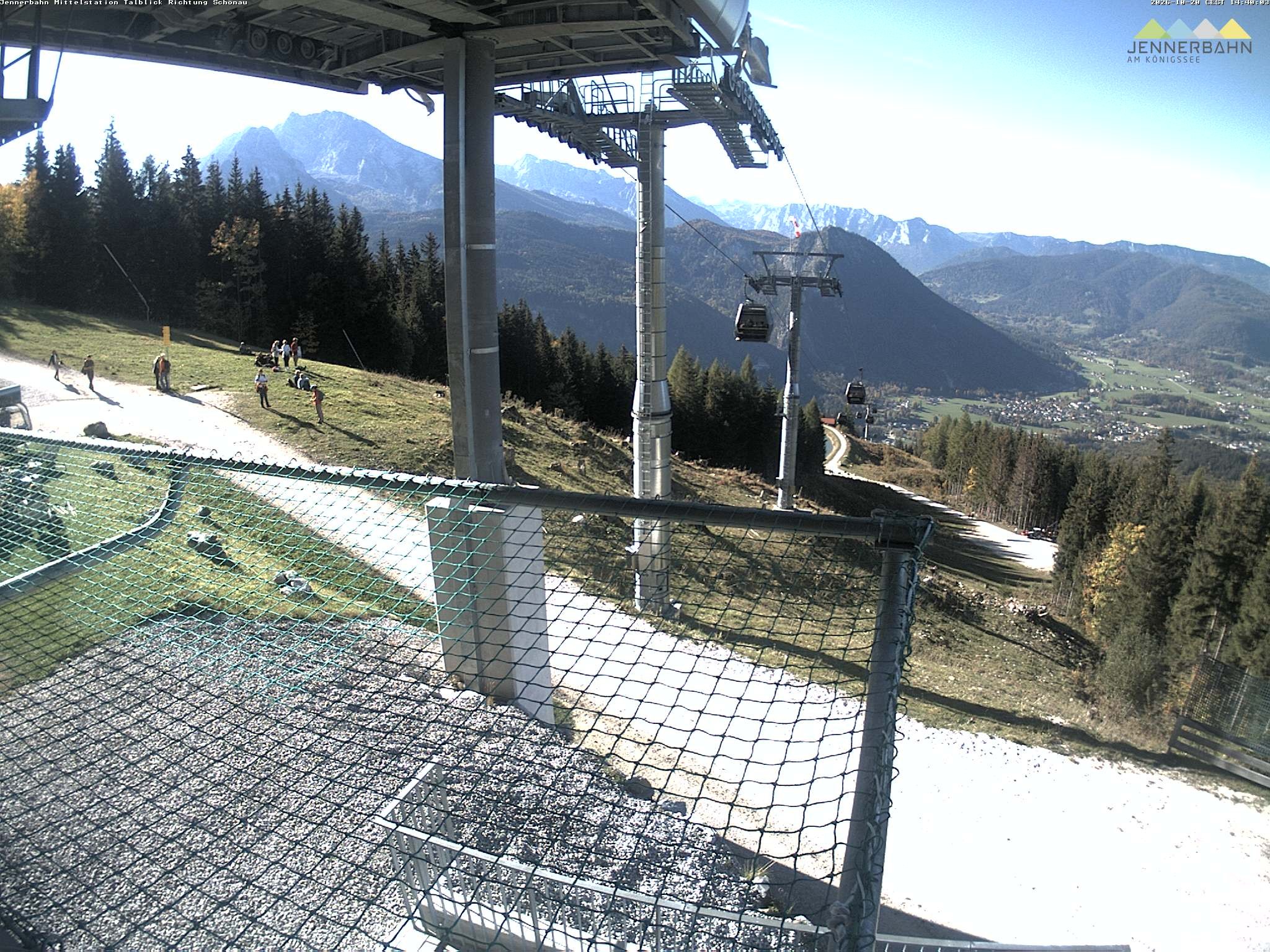 Archiv Foto Webcam Blick von der Mittelstation der Jennerbahn