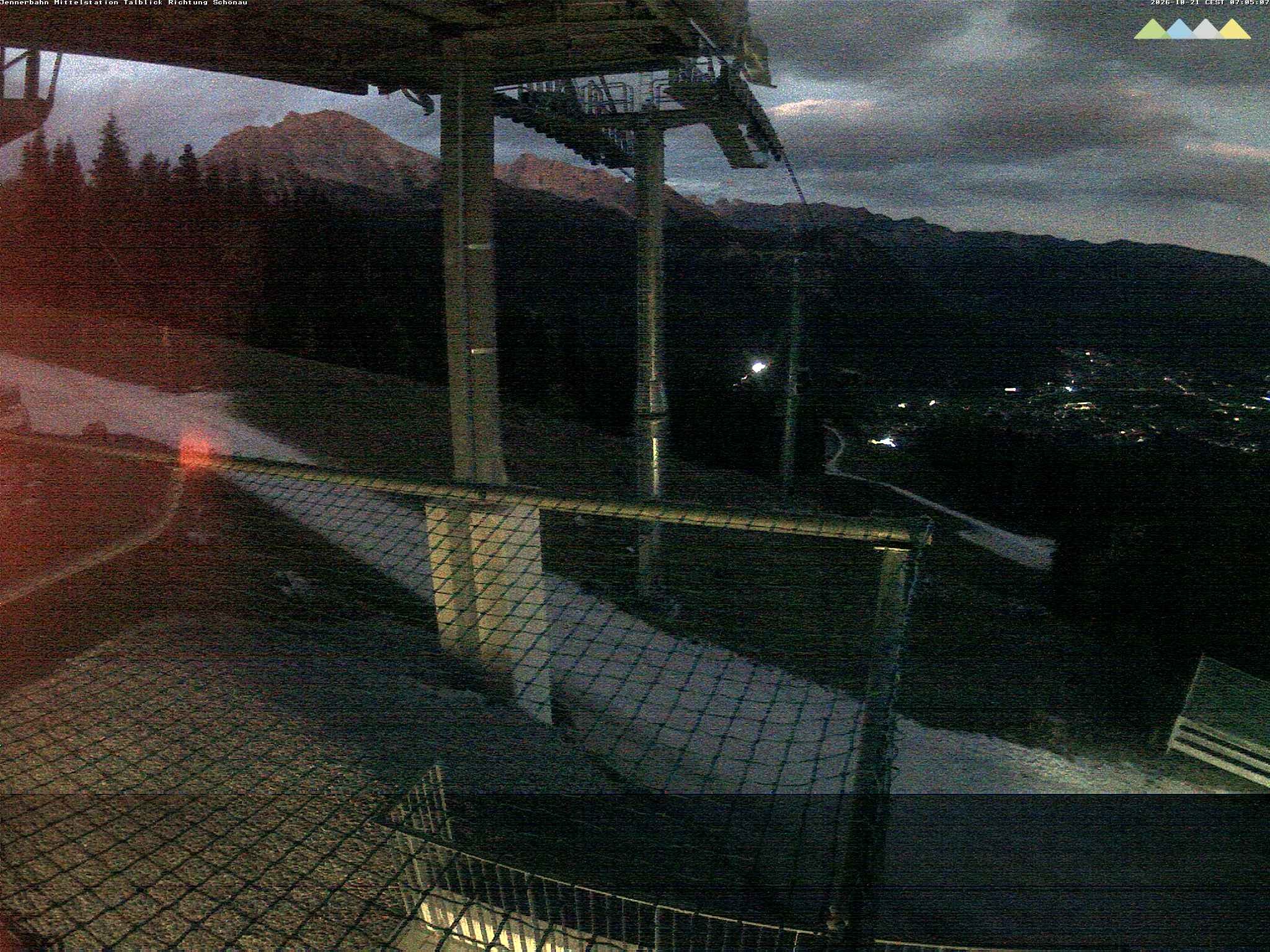 Archiv Foto Webcam Blick von der Mittelstation der Jennerbahn