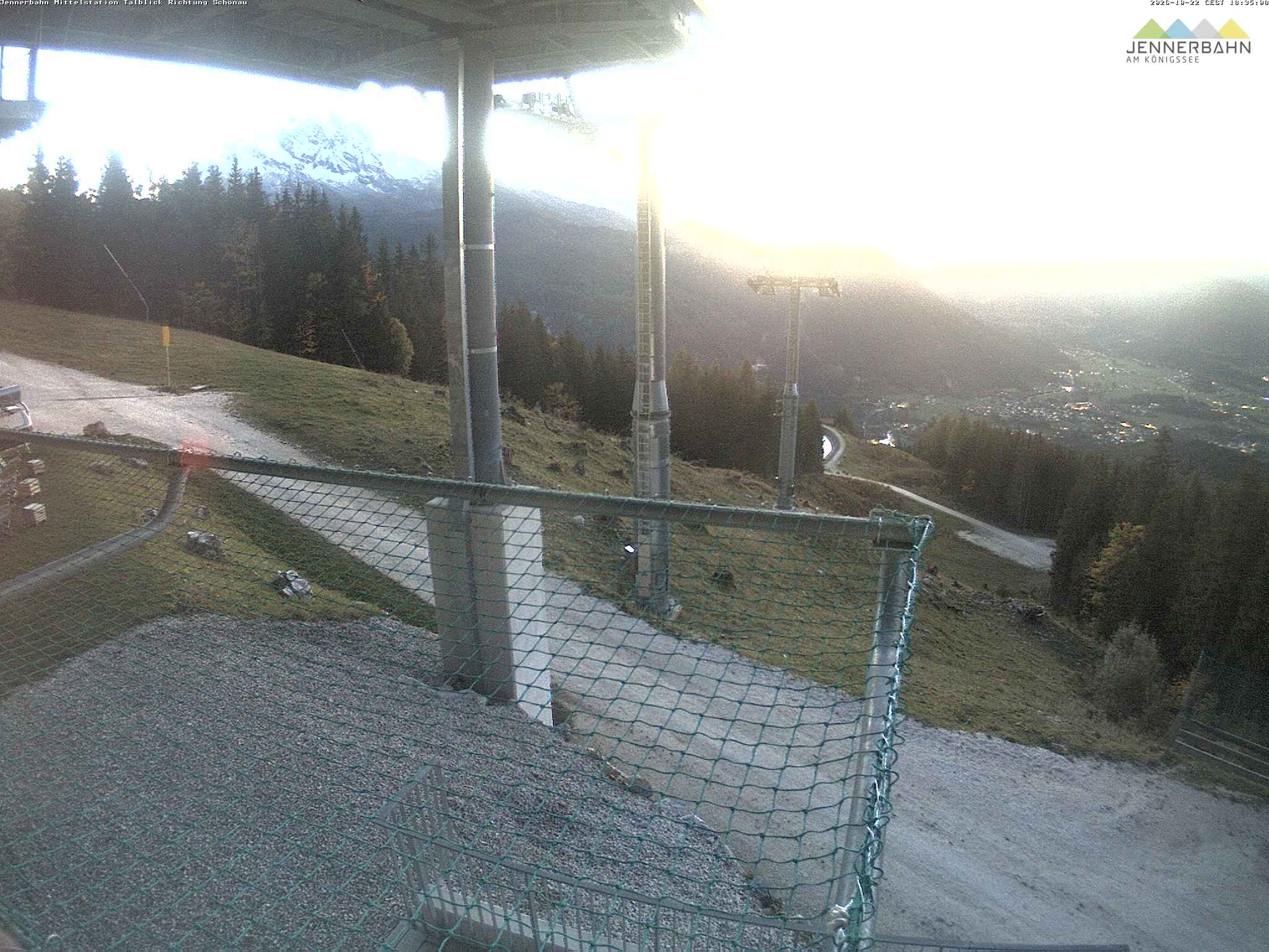 Archiv Foto Webcam Blick von der Mittelstation der Jennerbahn