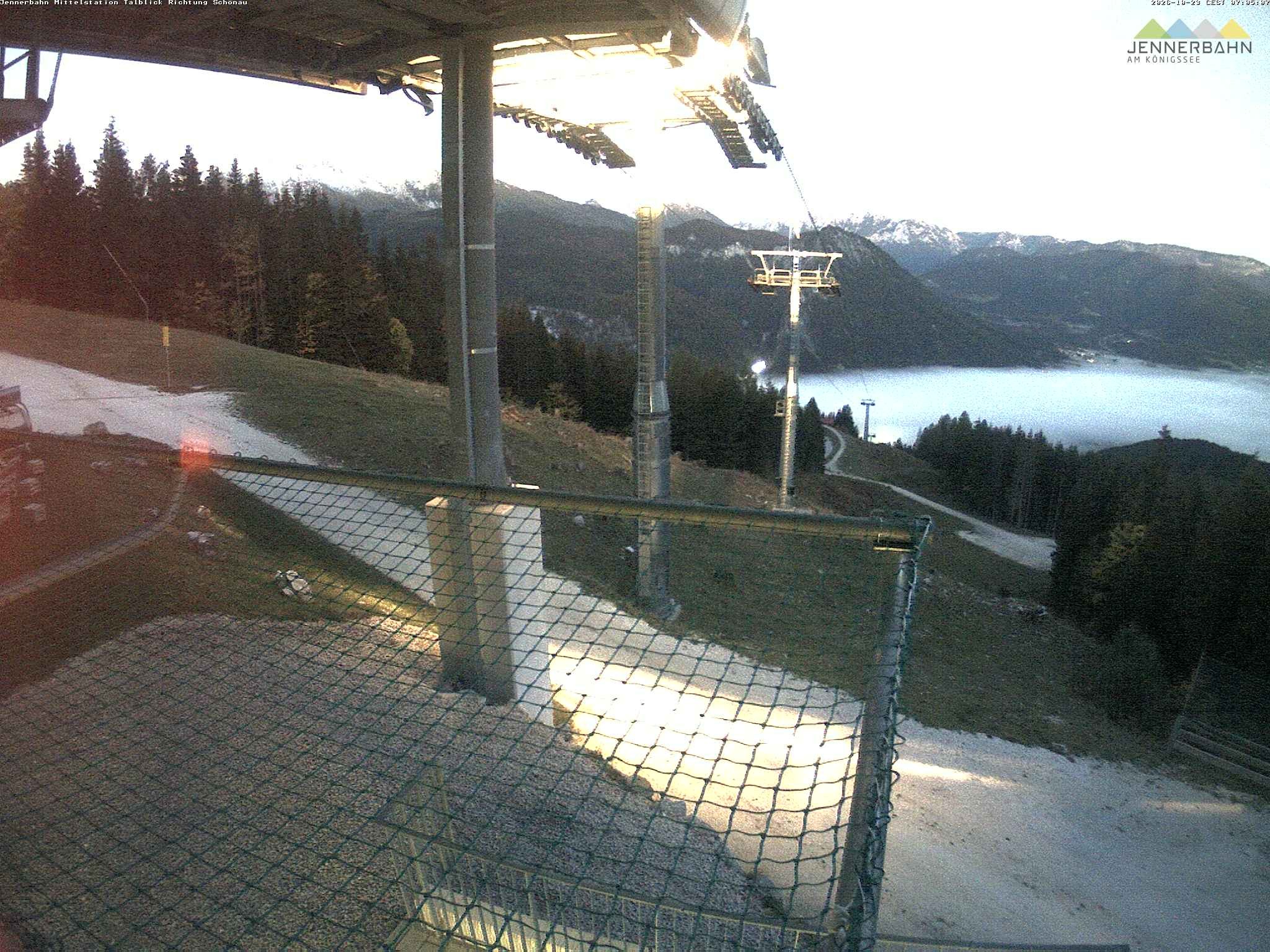 Archiv Foto Webcam Blick von der Mittelstation der Jennerbahn