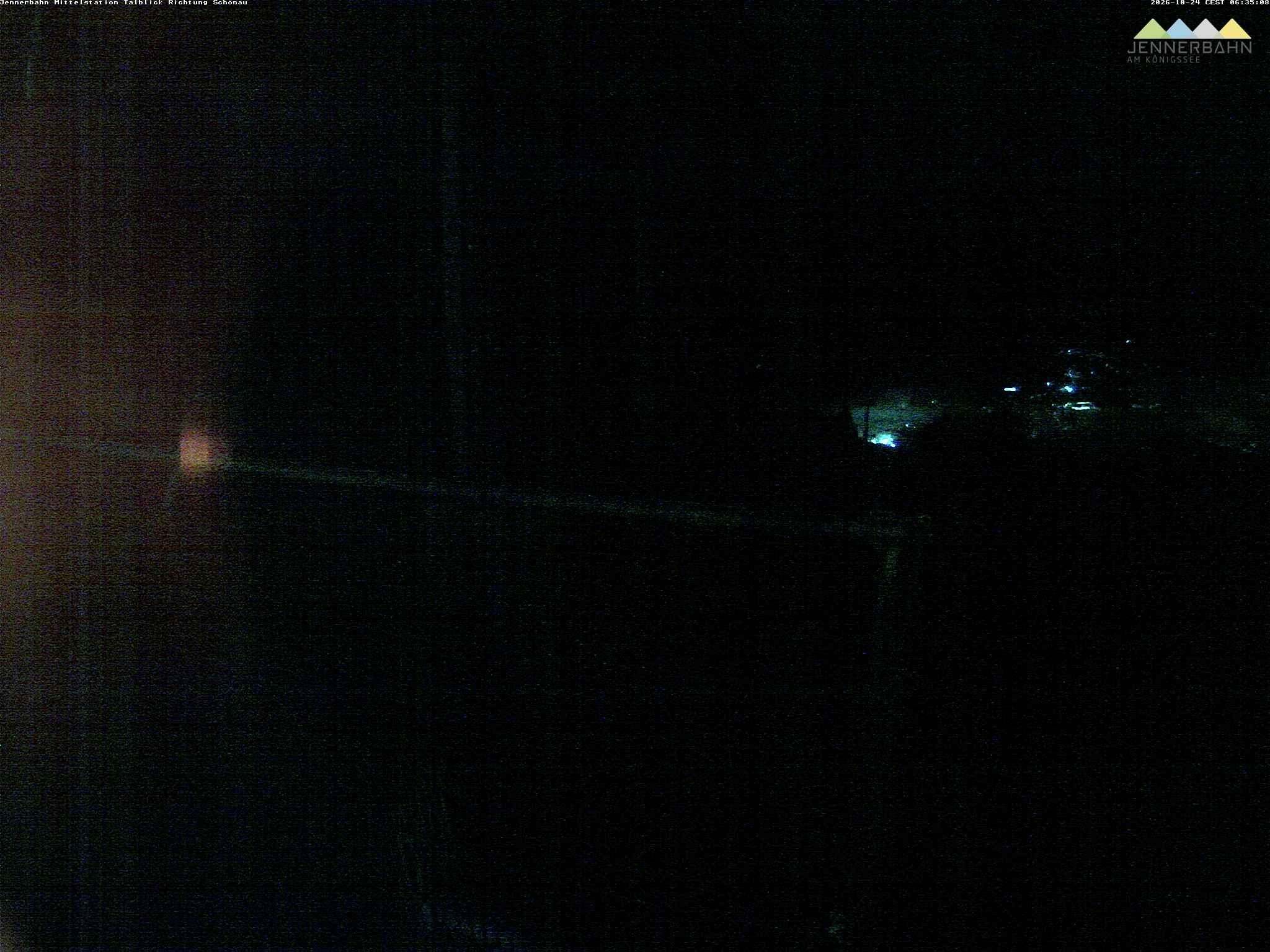 Archived image Webcam View from Midway Station