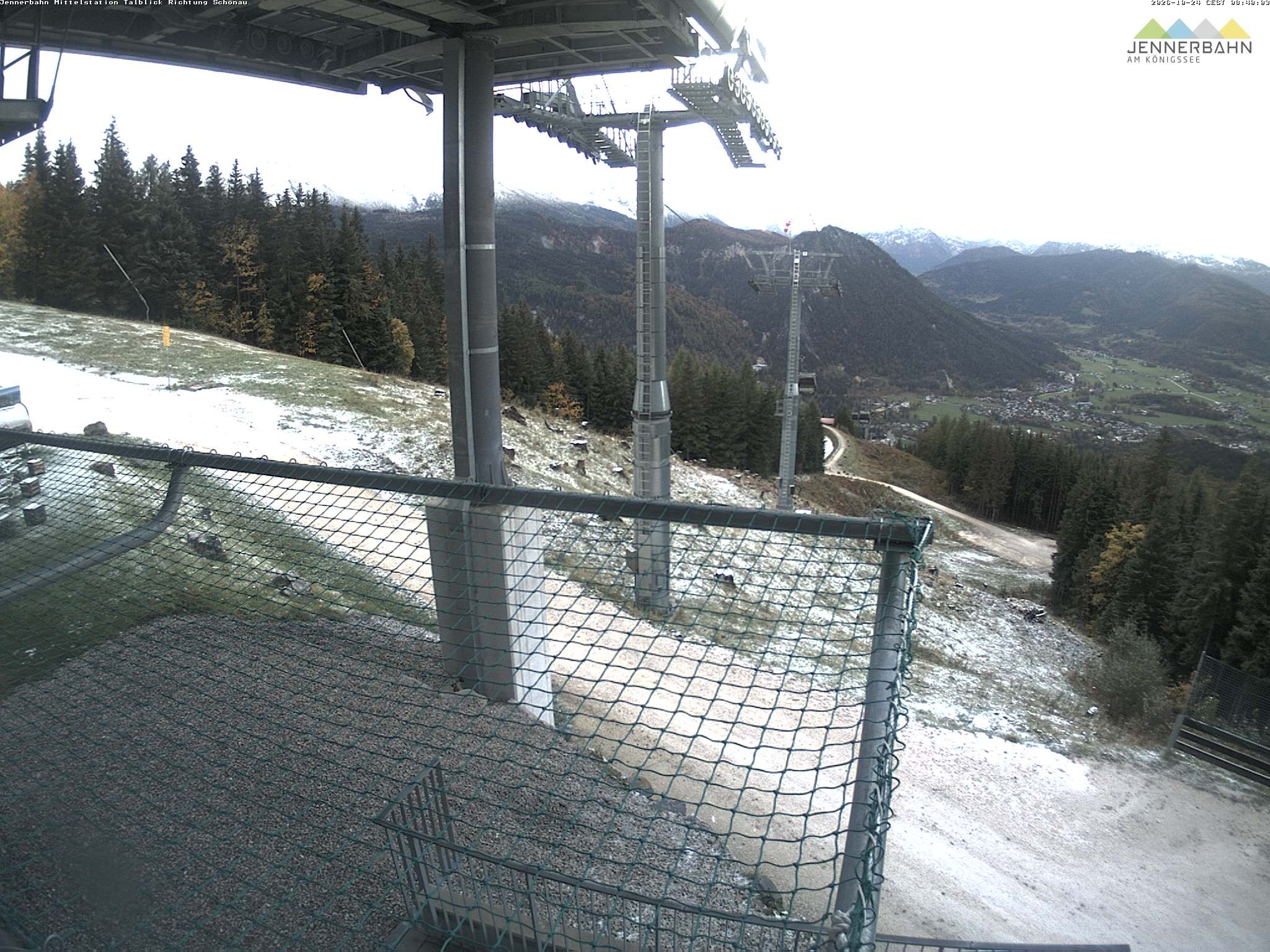 Archived image Webcam View from Midway Station
