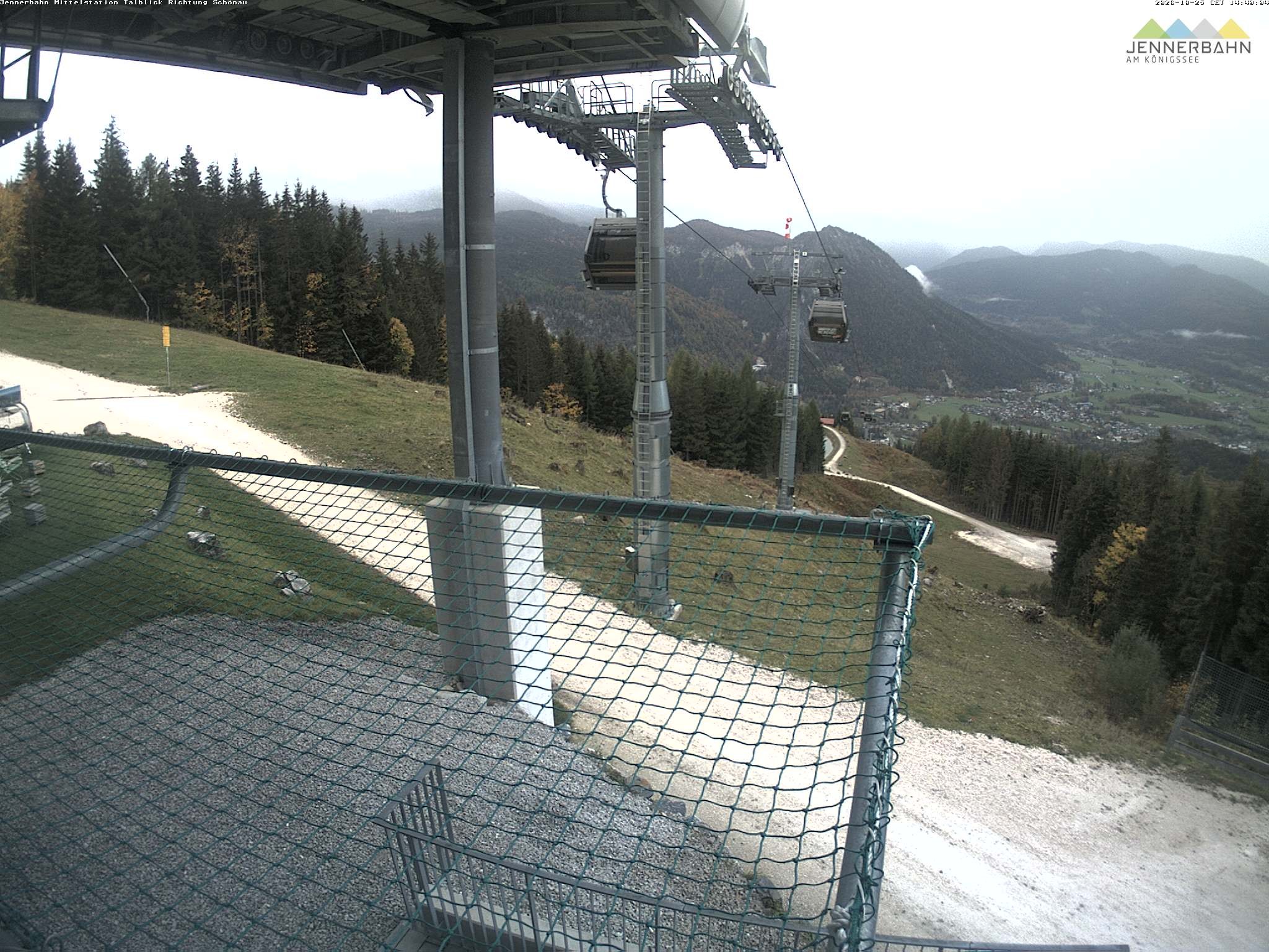 Archiv Foto Webcam Blick von der Mittelstation der Jennerbahn