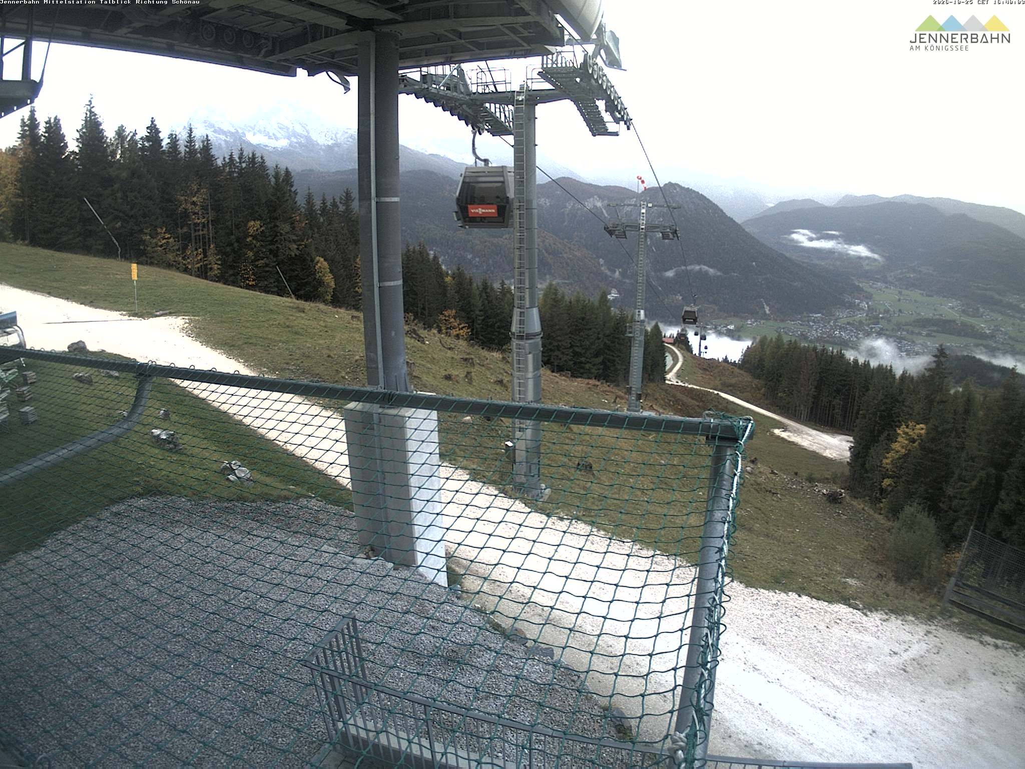 Archived image Webcam View from Midway Station