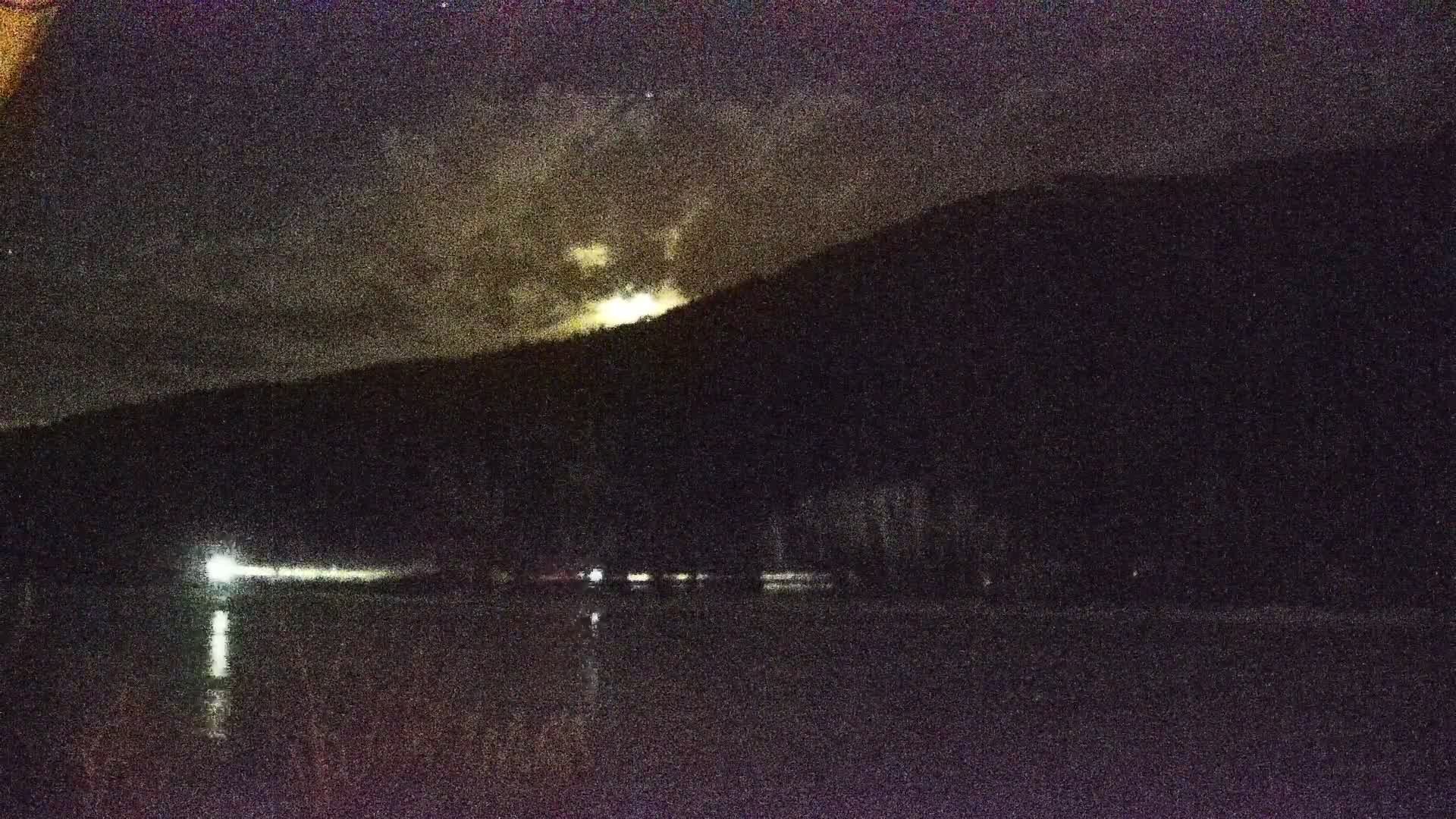 Archived image Webcam View Top Station at Jenner Mountain