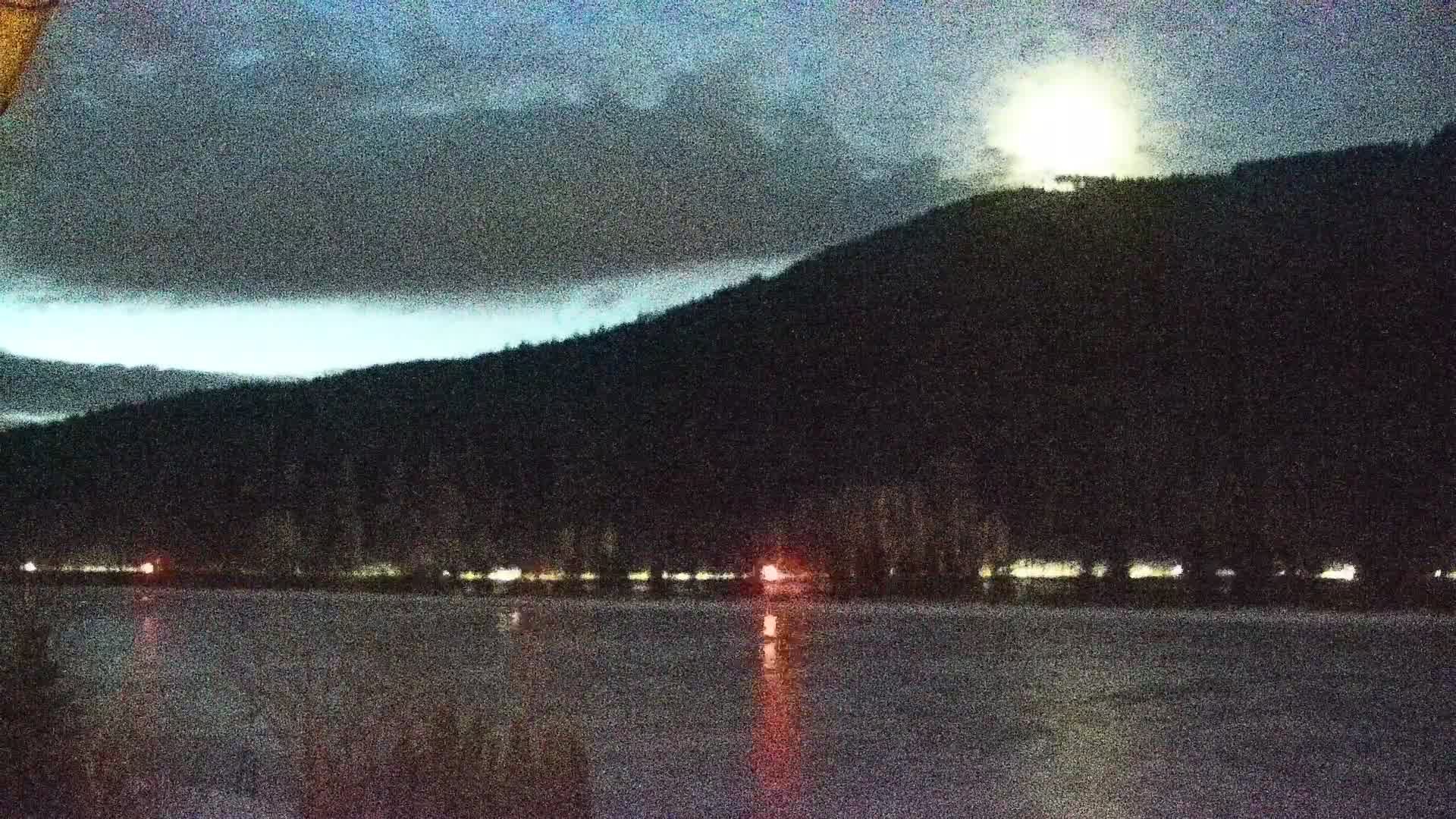 Archived image Webcam View Top Station at Jenner Mountain