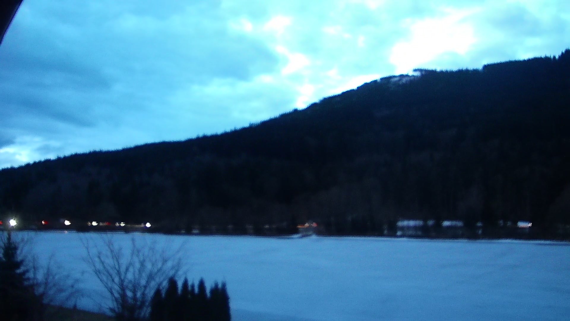 Archiv Foto Webcam Blick von der Bergstation am Jenner