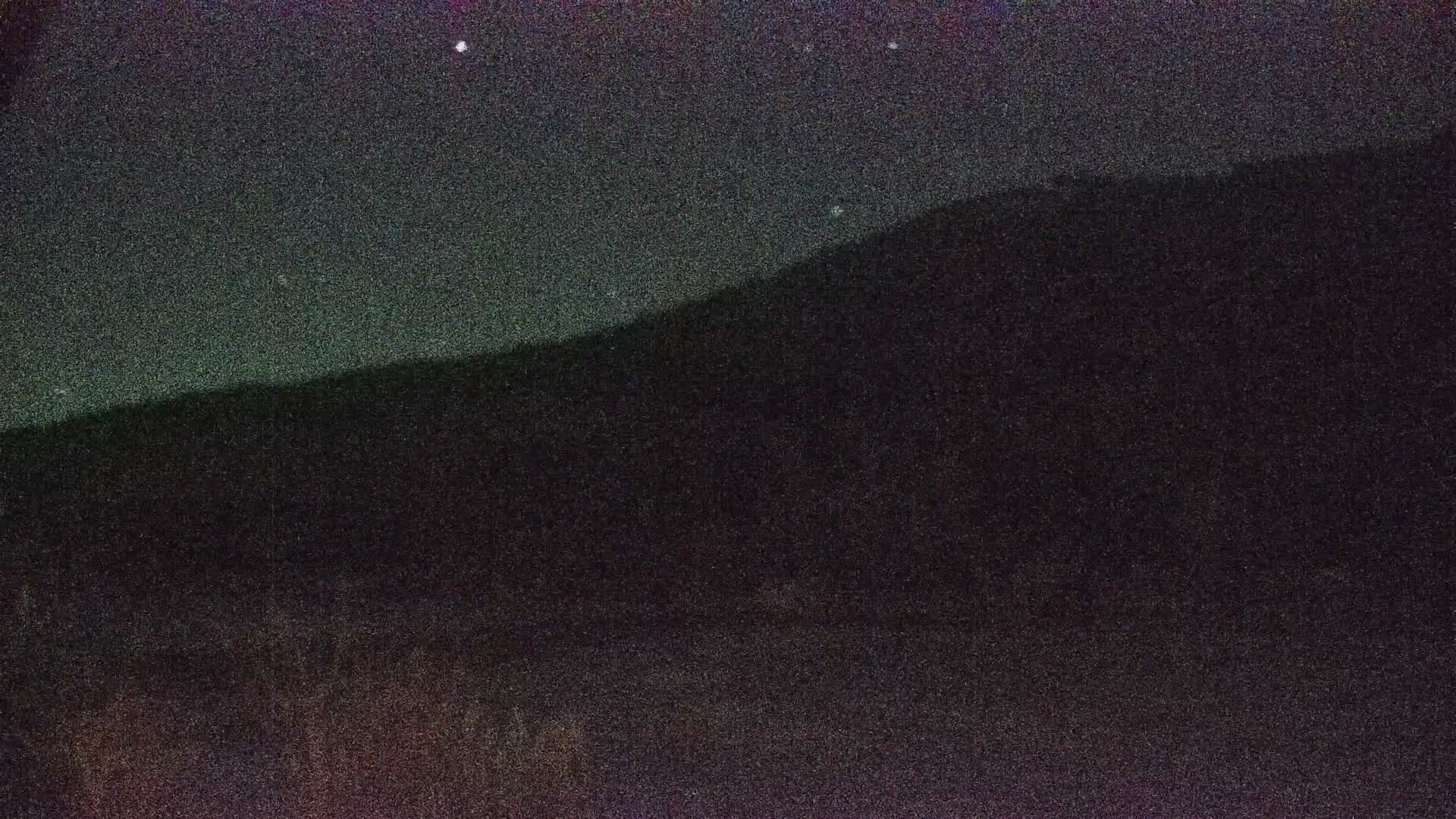 Archived image Webcam View Top Station at Jenner Mountain