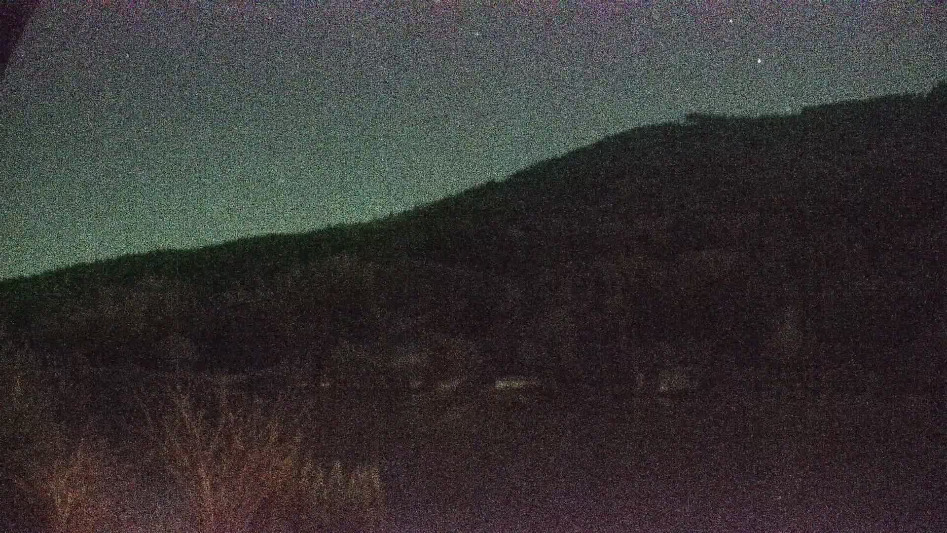 Archived image Webcam View Top Station at Jenner Mountain