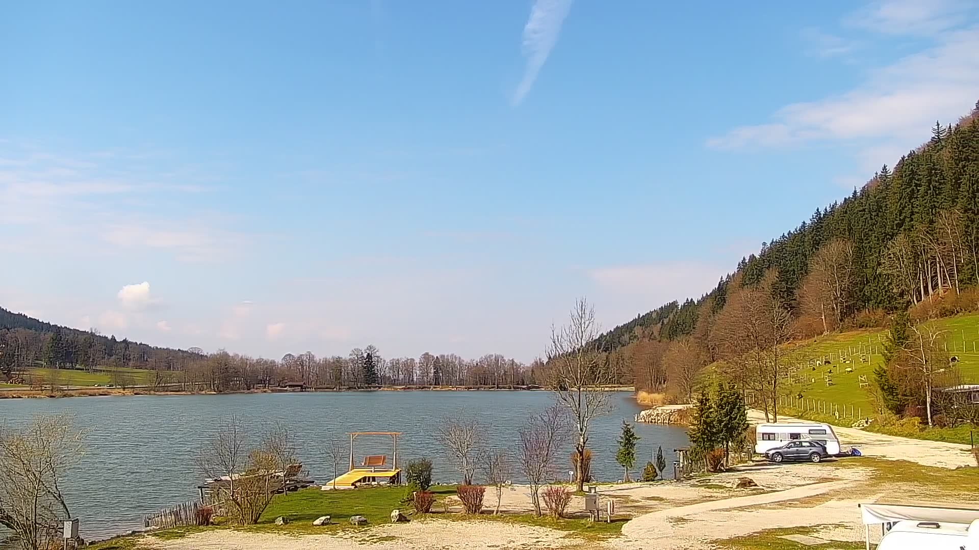 Archived image Webcam View Top Station at Jenner Mountain