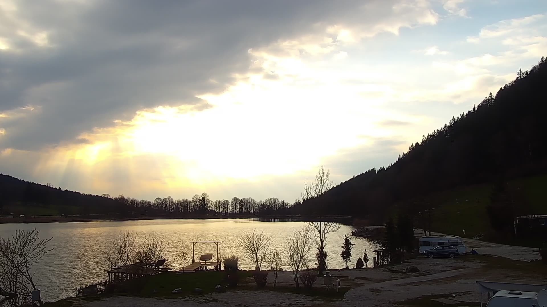 Archived image Webcam View Top Station at Jenner Mountain