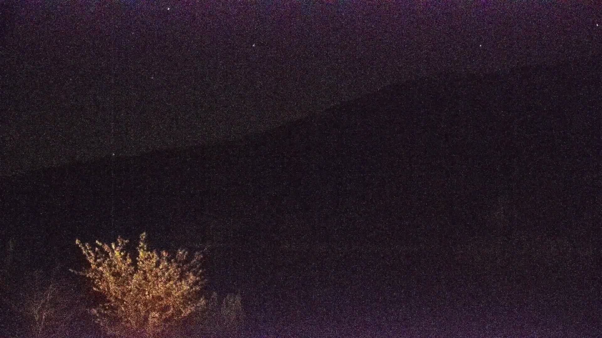 Archived image Webcam View Top Station at Jenner Mountain