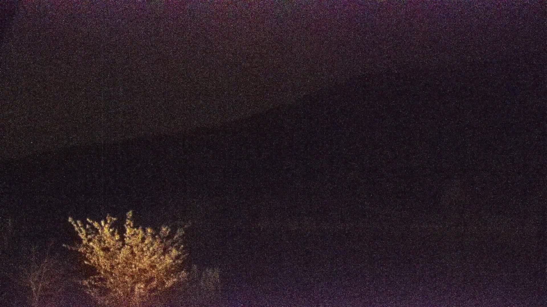 Archived image Webcam View Top Station at Jenner Mountain