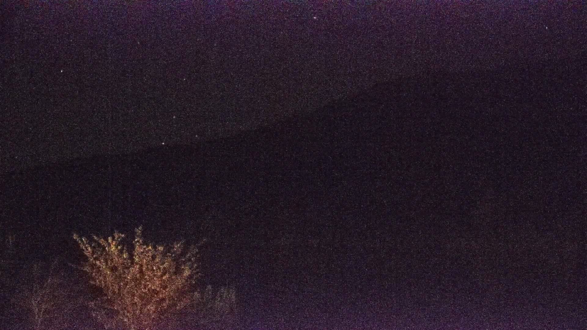 Archived image Webcam View Top Station at Jenner Mountain