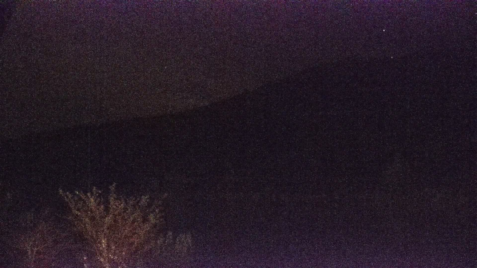 Archived image Webcam View Top Station at Jenner Mountain