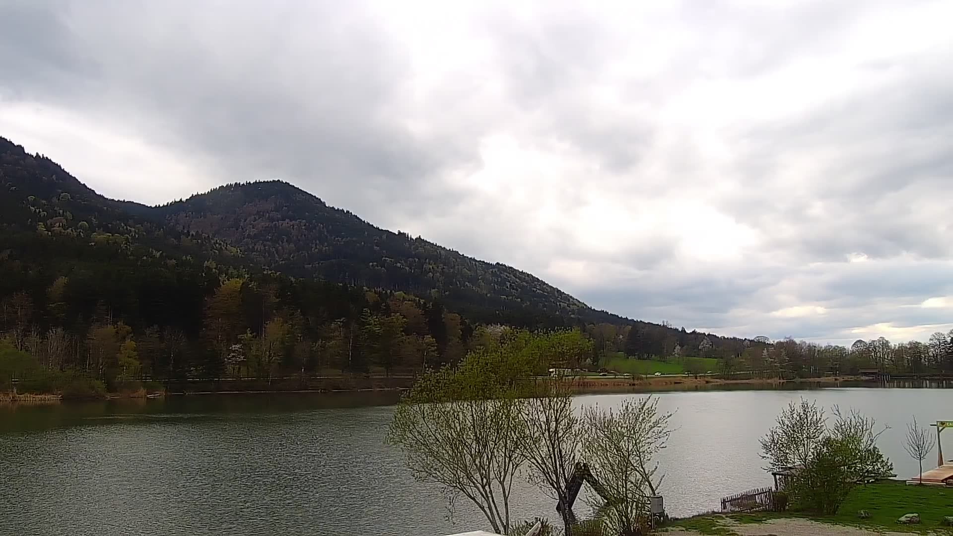 Archived image Webcam View Top Station at Jenner Mountain