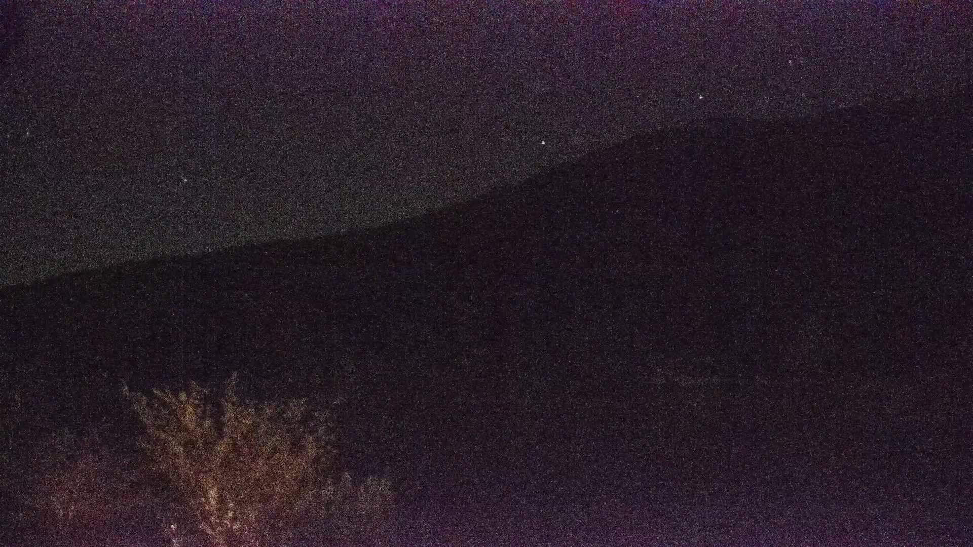 Archived image Webcam View Top Station at Jenner Mountain