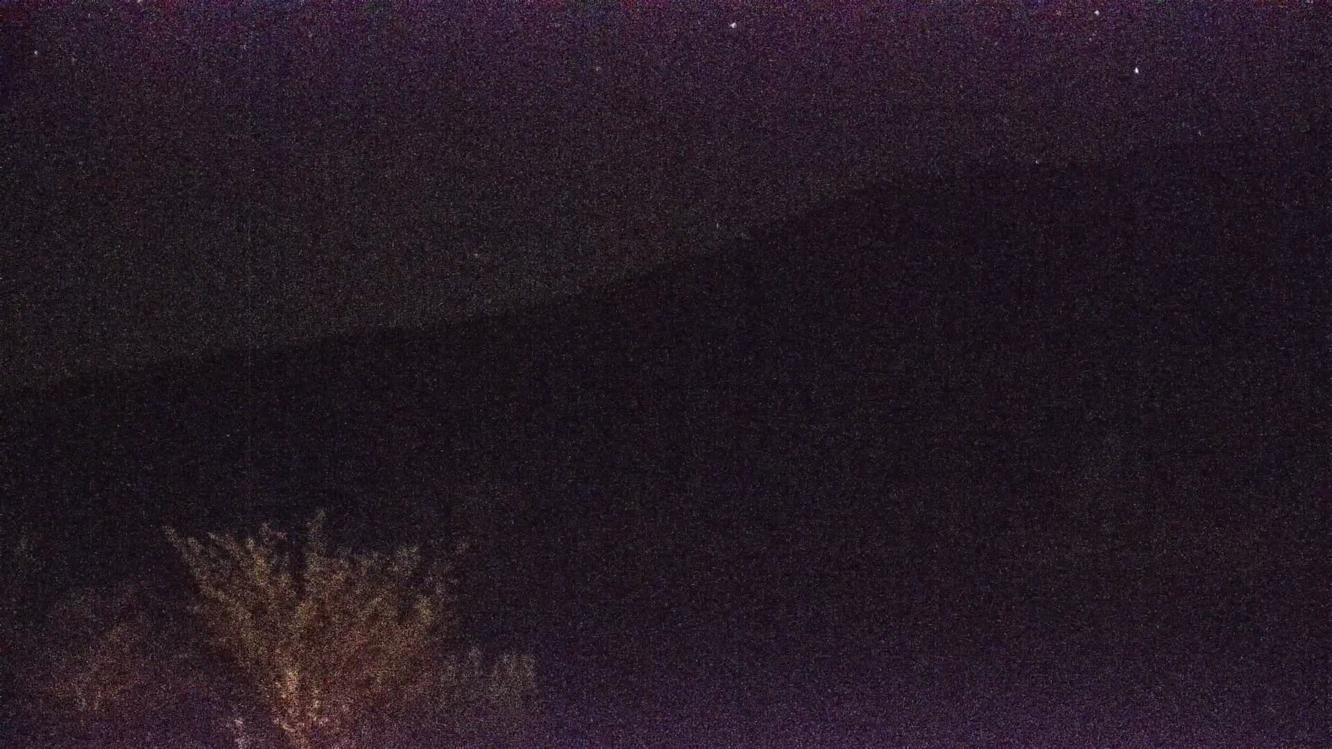 Archived image Webcam View Top Station at Jenner Mountain