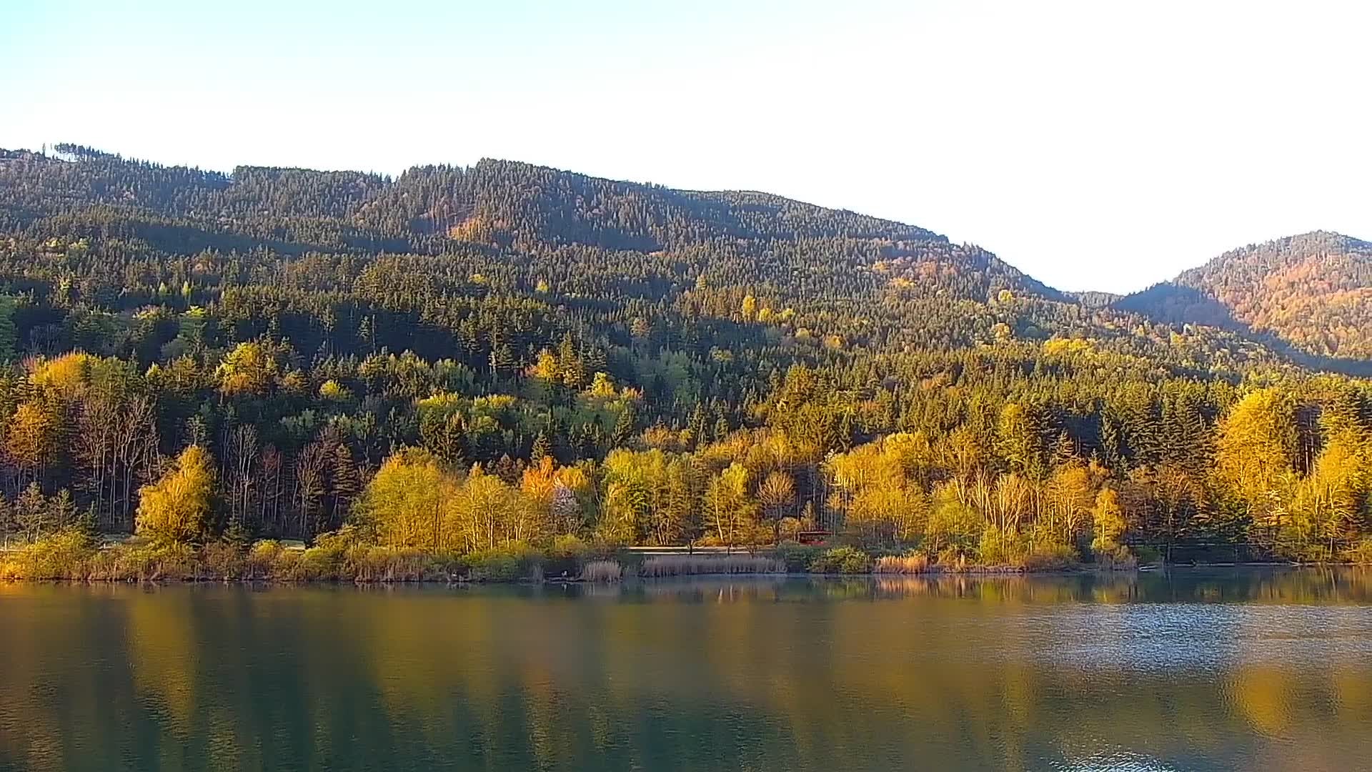 Archived image Webcam View Top Station at Jenner Mountain