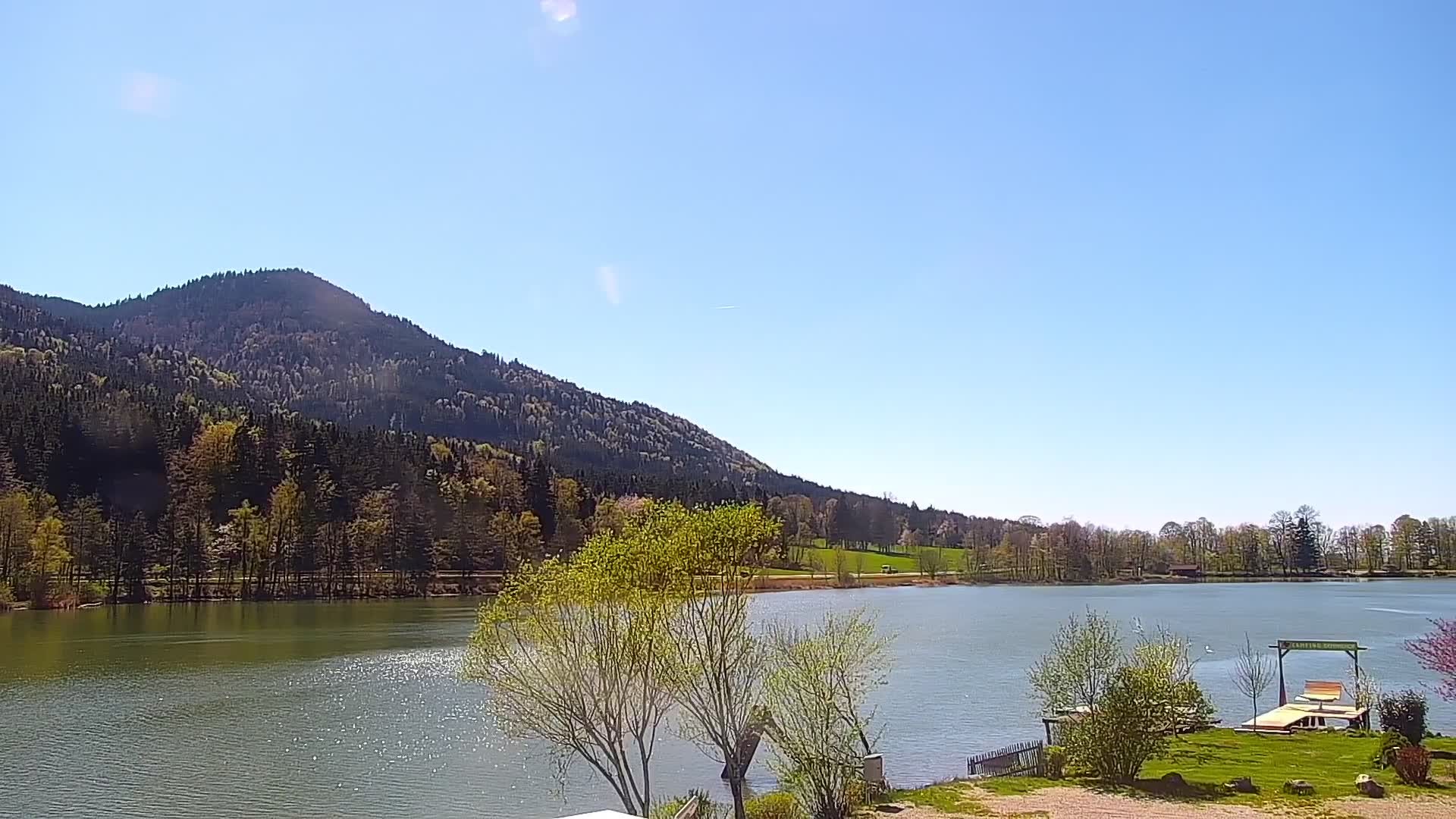 Archived image Webcam View Top Station at Jenner Mountain