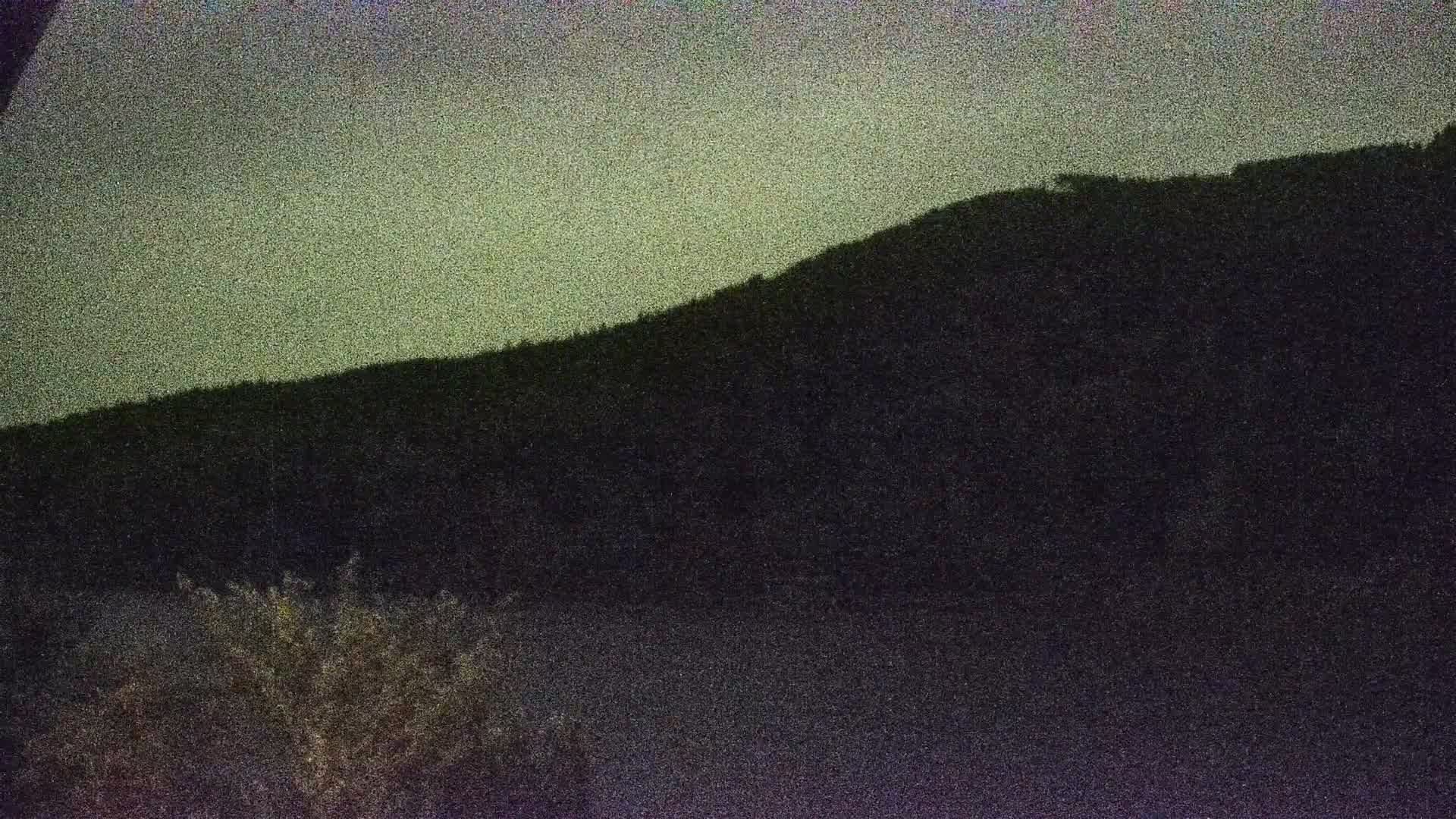 Archived image Webcam View Top Station at Jenner Mountain