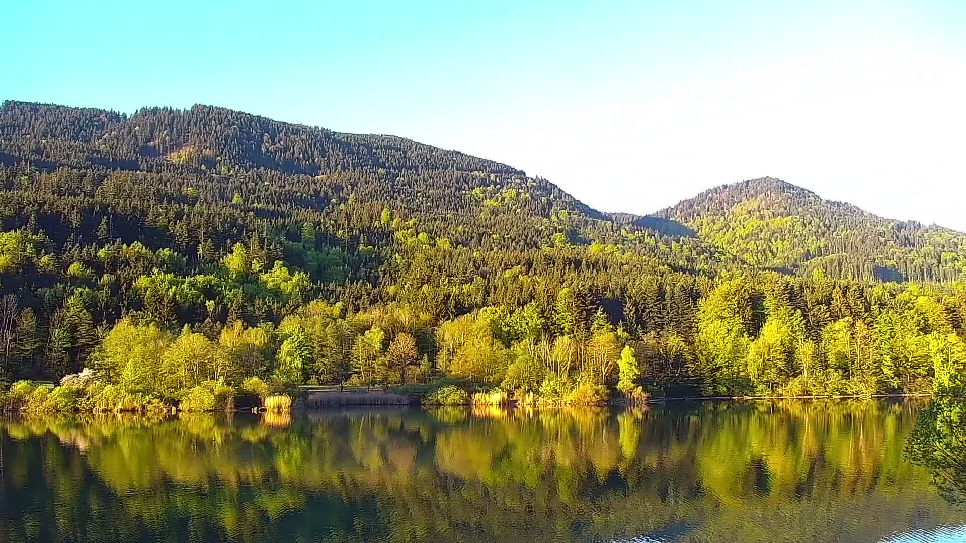 Archiv Foto Webcam Blick von der Bergstation am Jenner