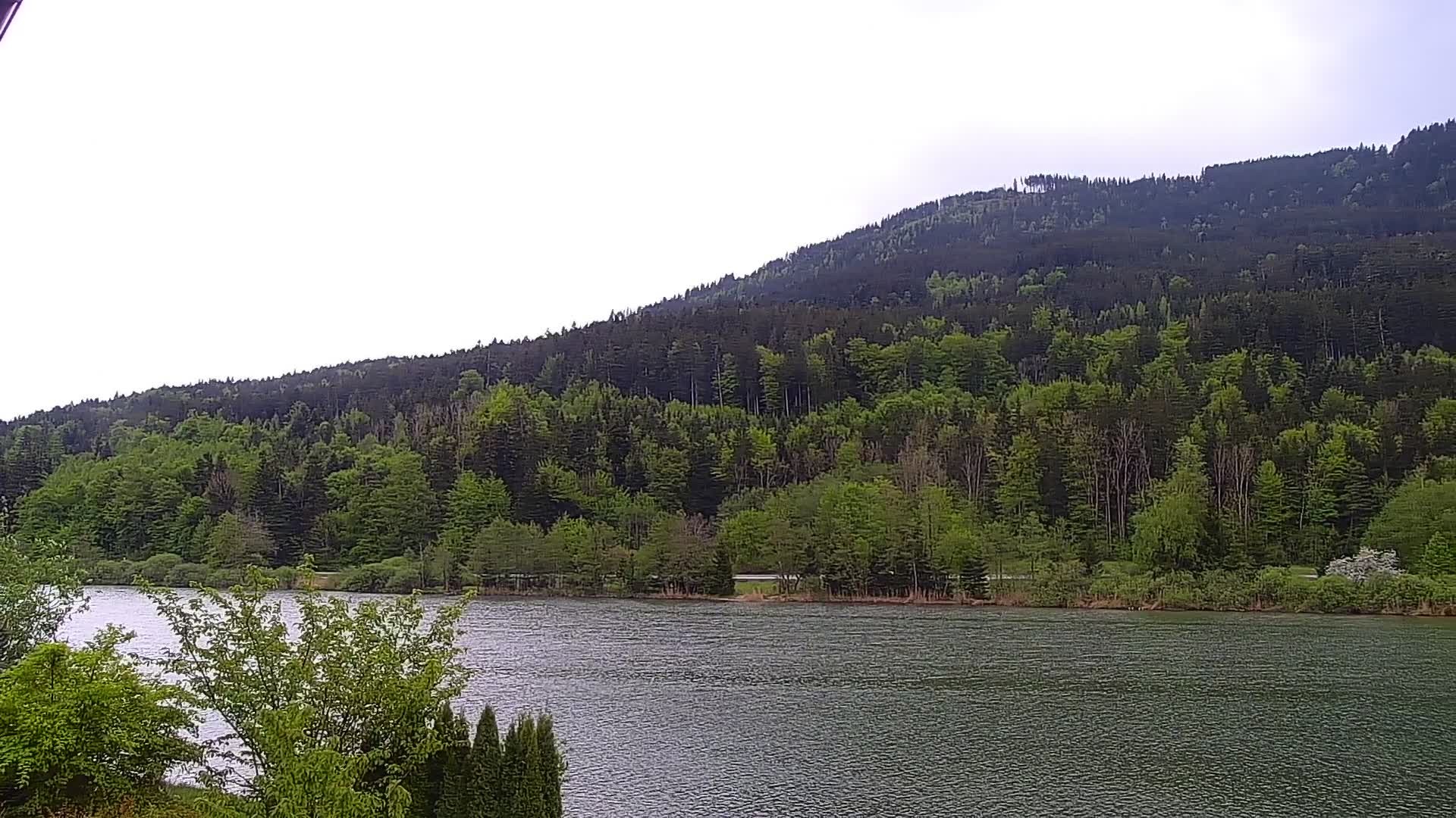Archived image Webcam View Top Station at Jenner Mountain