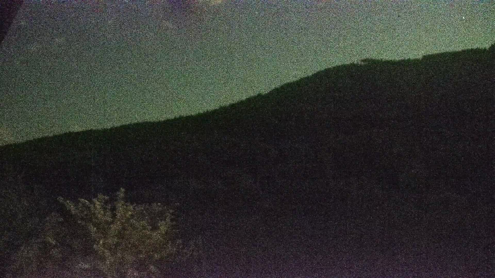 Archived image Webcam View Top Station at Jenner Mountain