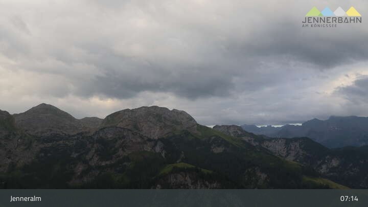 Archiv Foto Webcam Blick von der Bergstation am Jenner