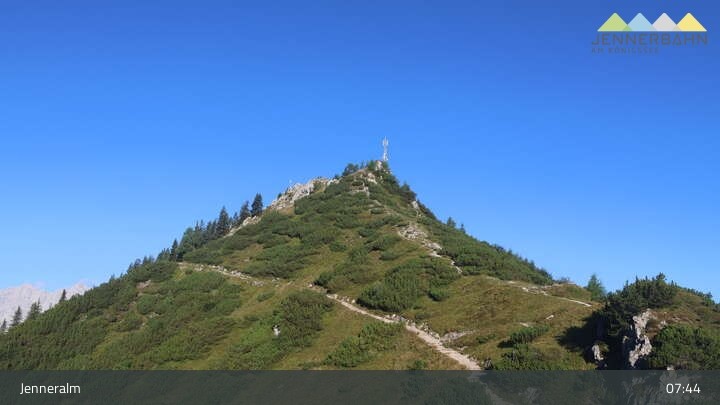 Archived image Webcam View Top Station at Jenner Mountain