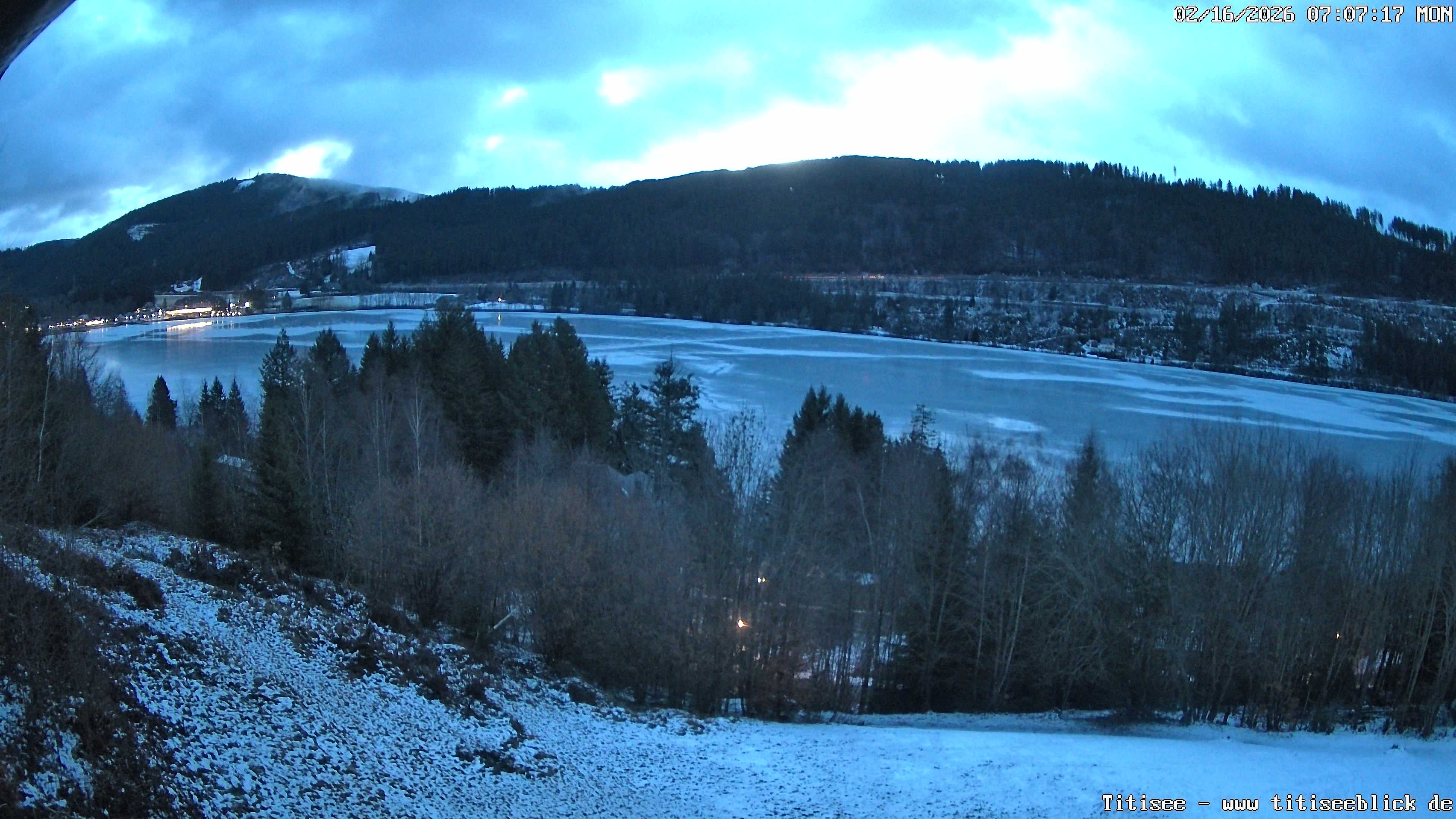 Archived image Webcam View of Lake Titisee
