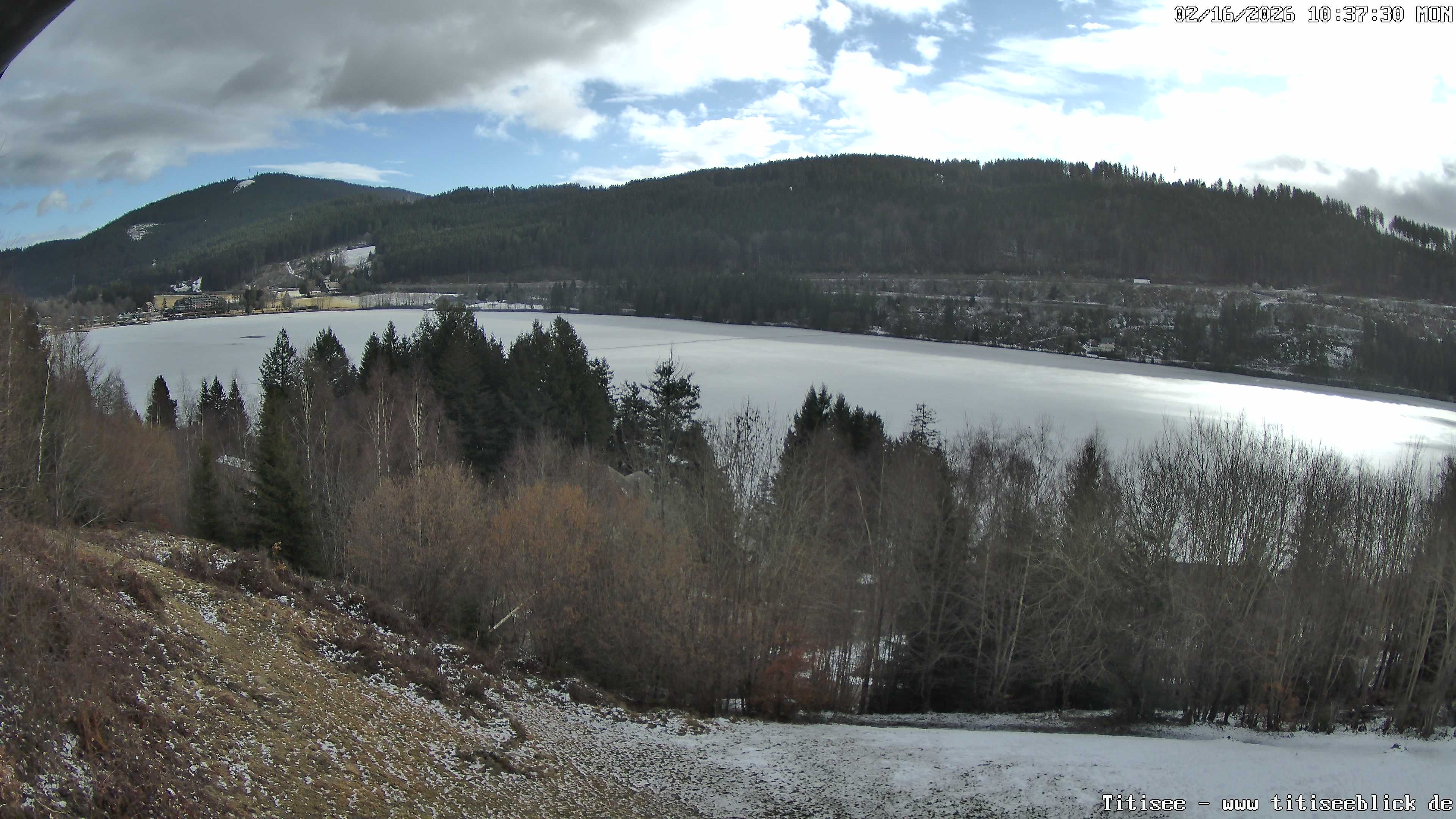 Archived image Webcam View of Lake Titisee