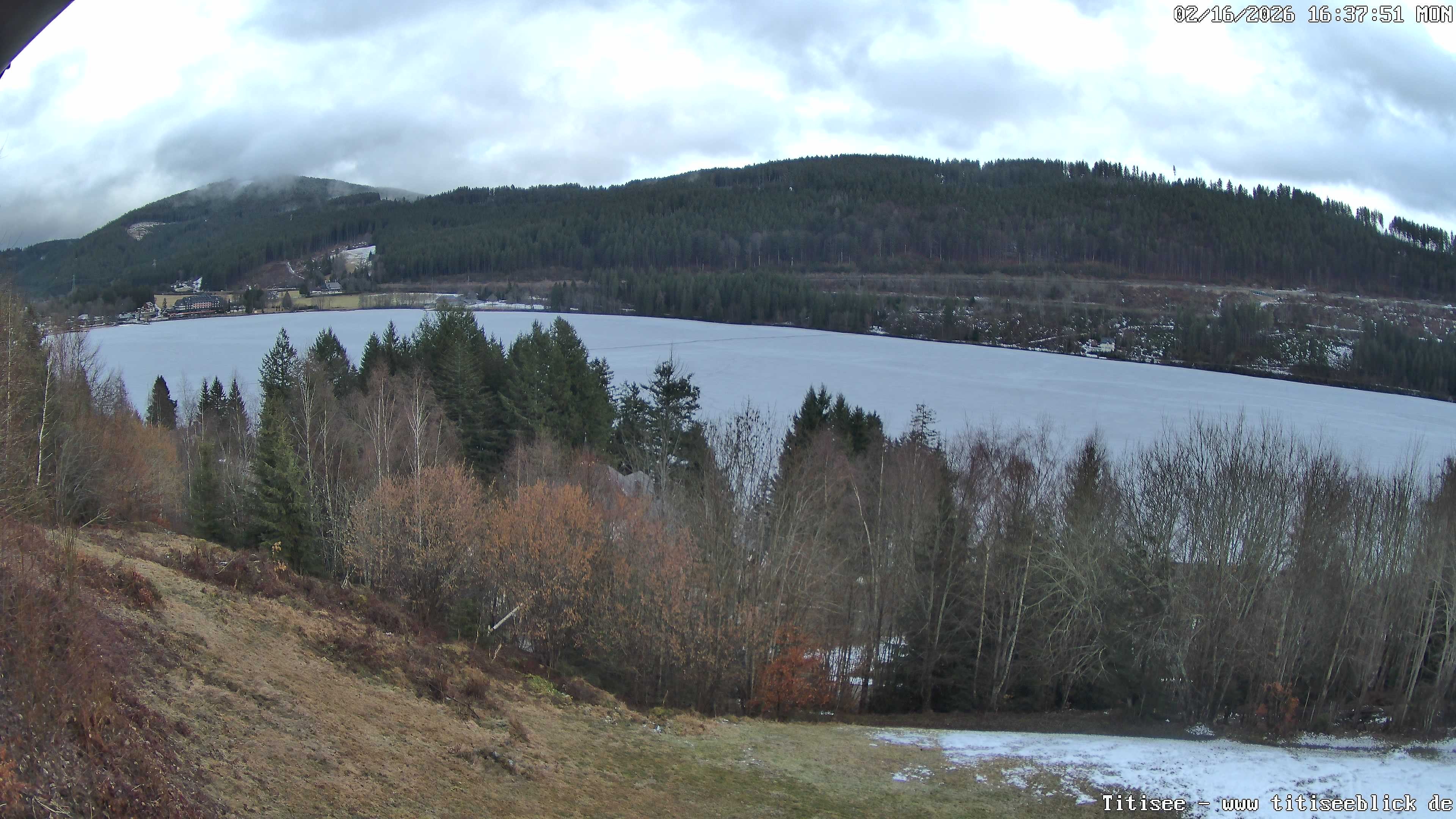 Archived image Webcam View of Lake Titisee