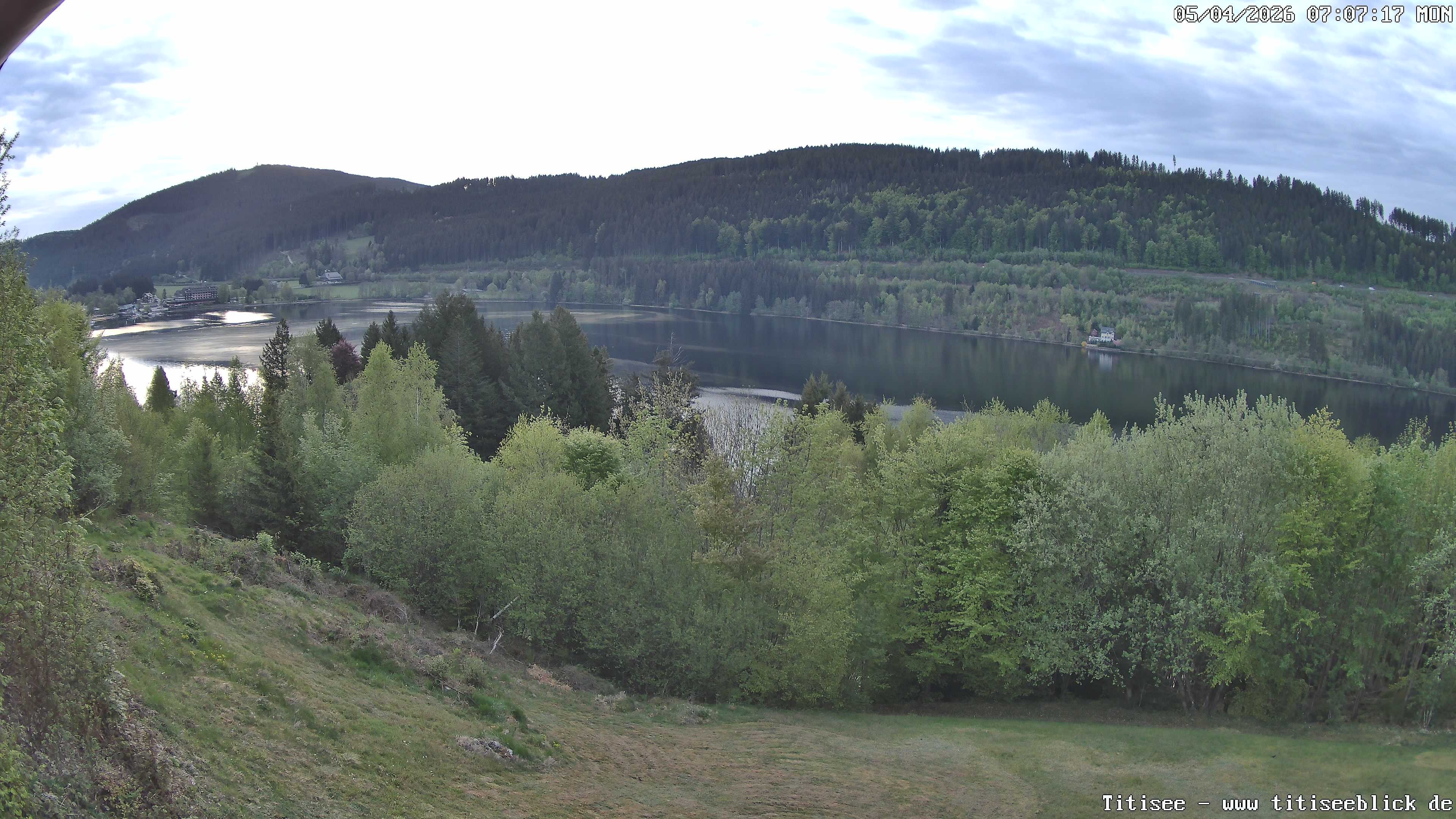 Archived image Webcam View of Lake Titisee