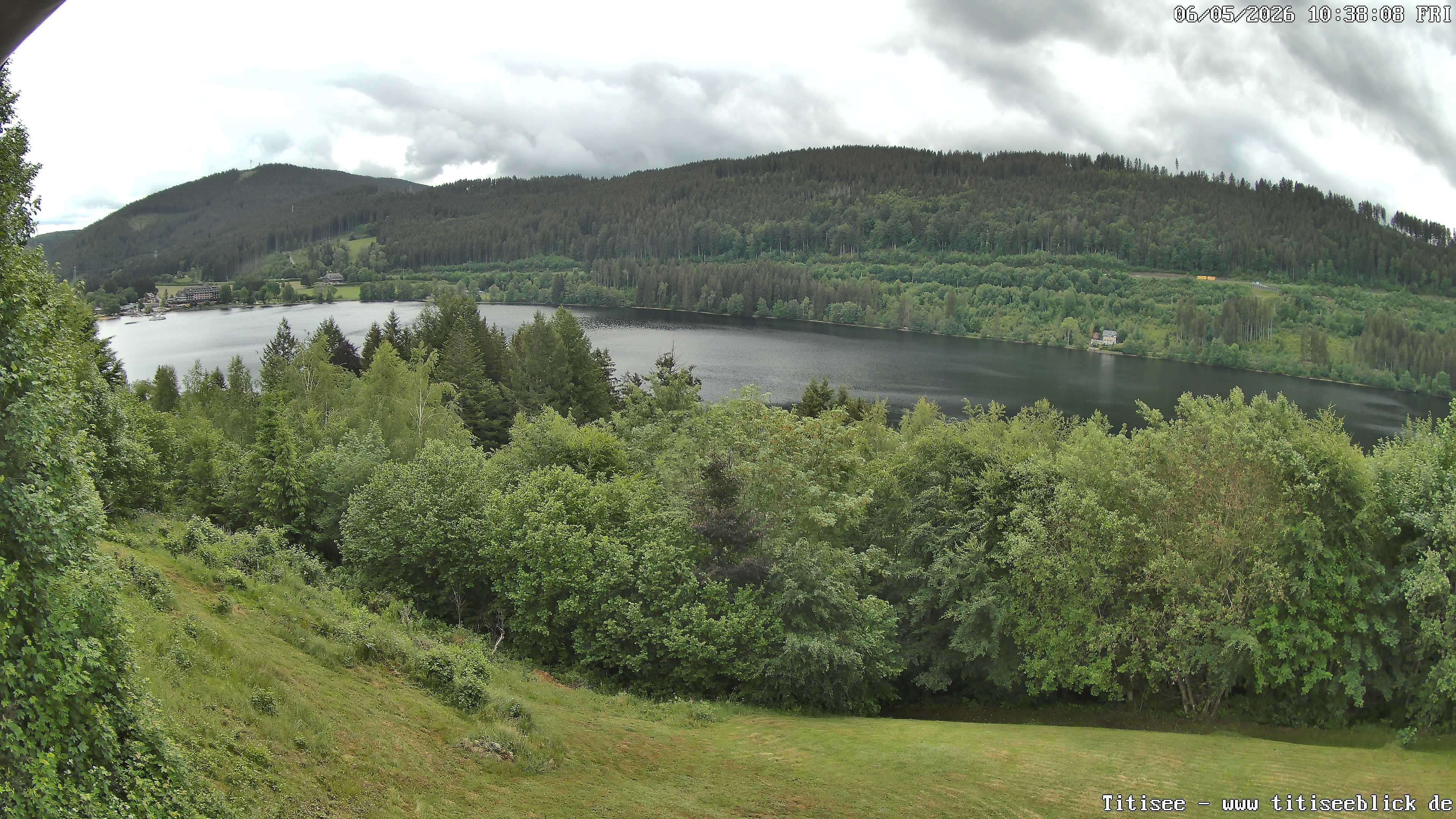 Archived image Webcam View of Lake Titisee