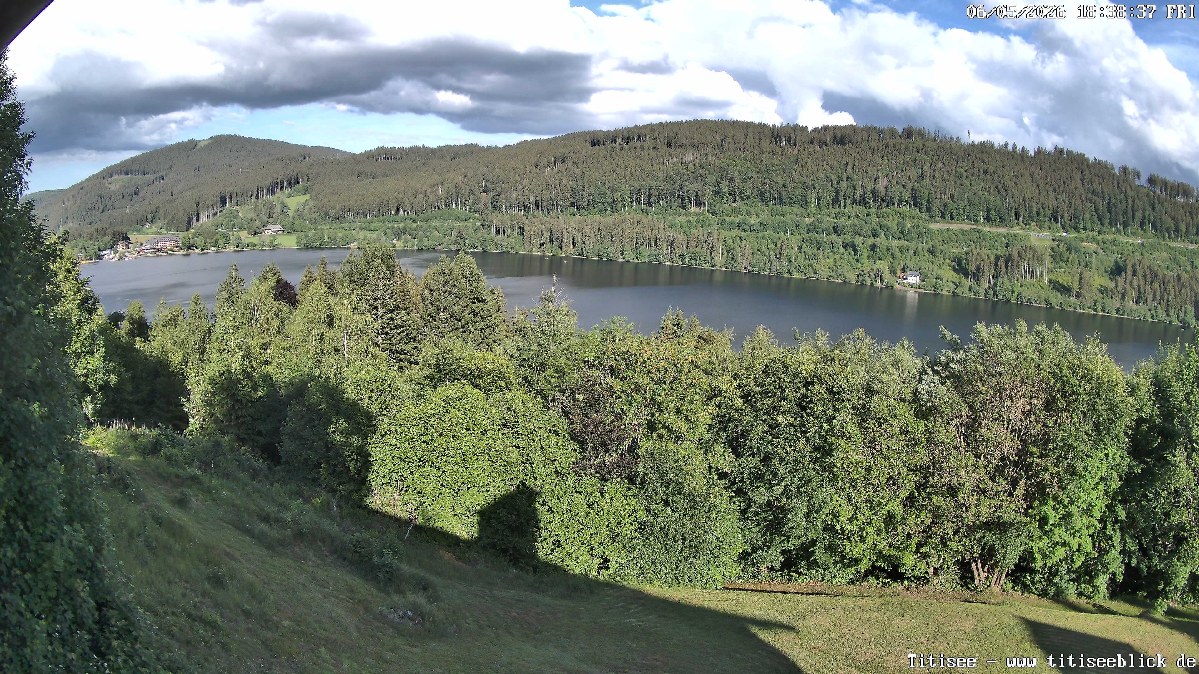 Archived image Webcam View of Lake Titisee