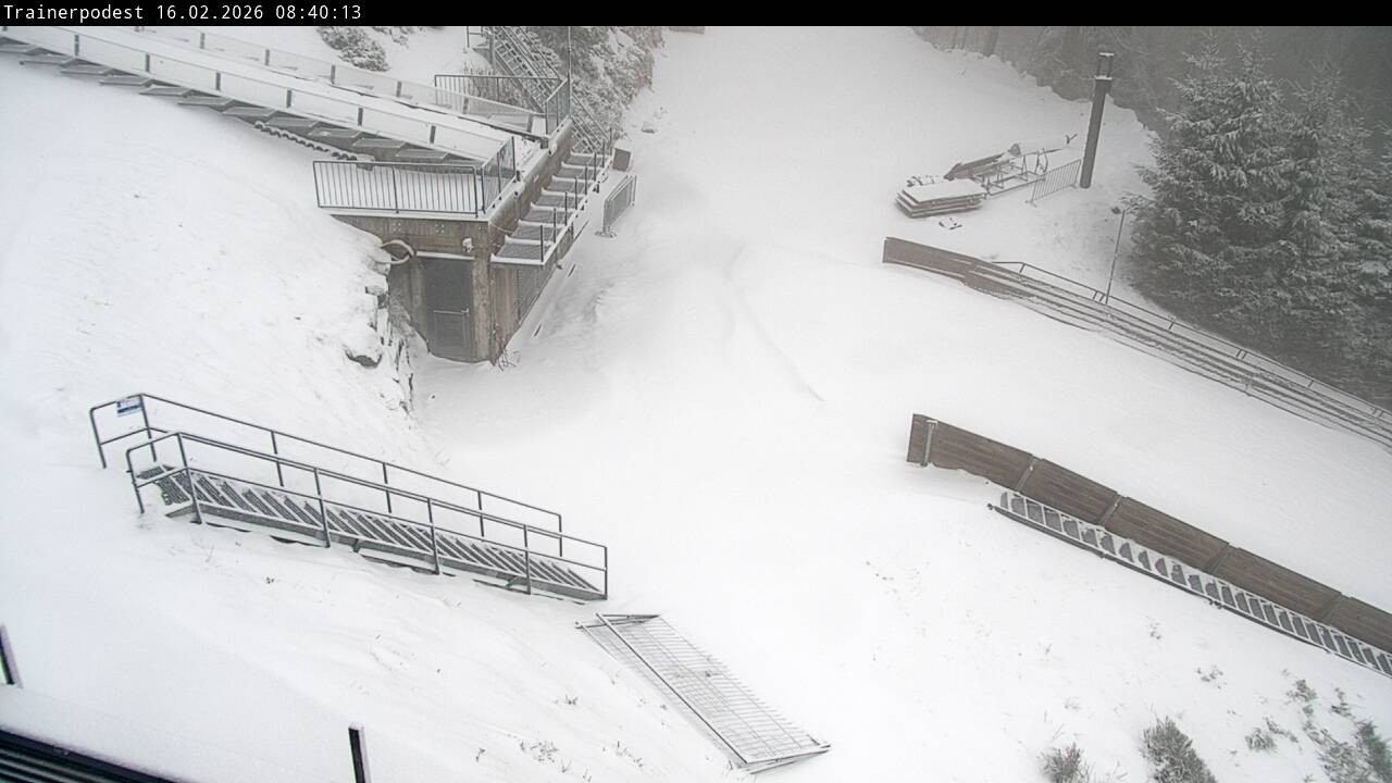 Archiv Foto Webcam Willingen: Blick Schanzentisch der Skisprungschanze