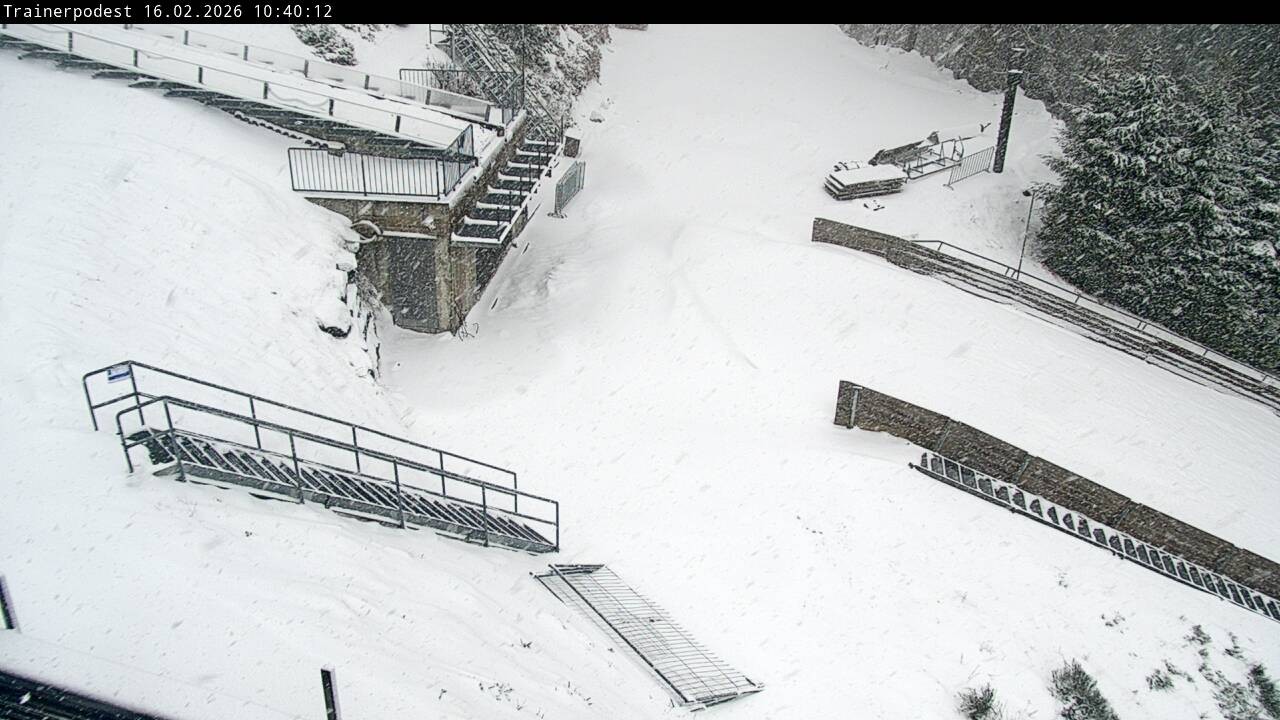 Archiv Foto Webcam Willingen: Blick Schanzentisch der Skisprungschanze