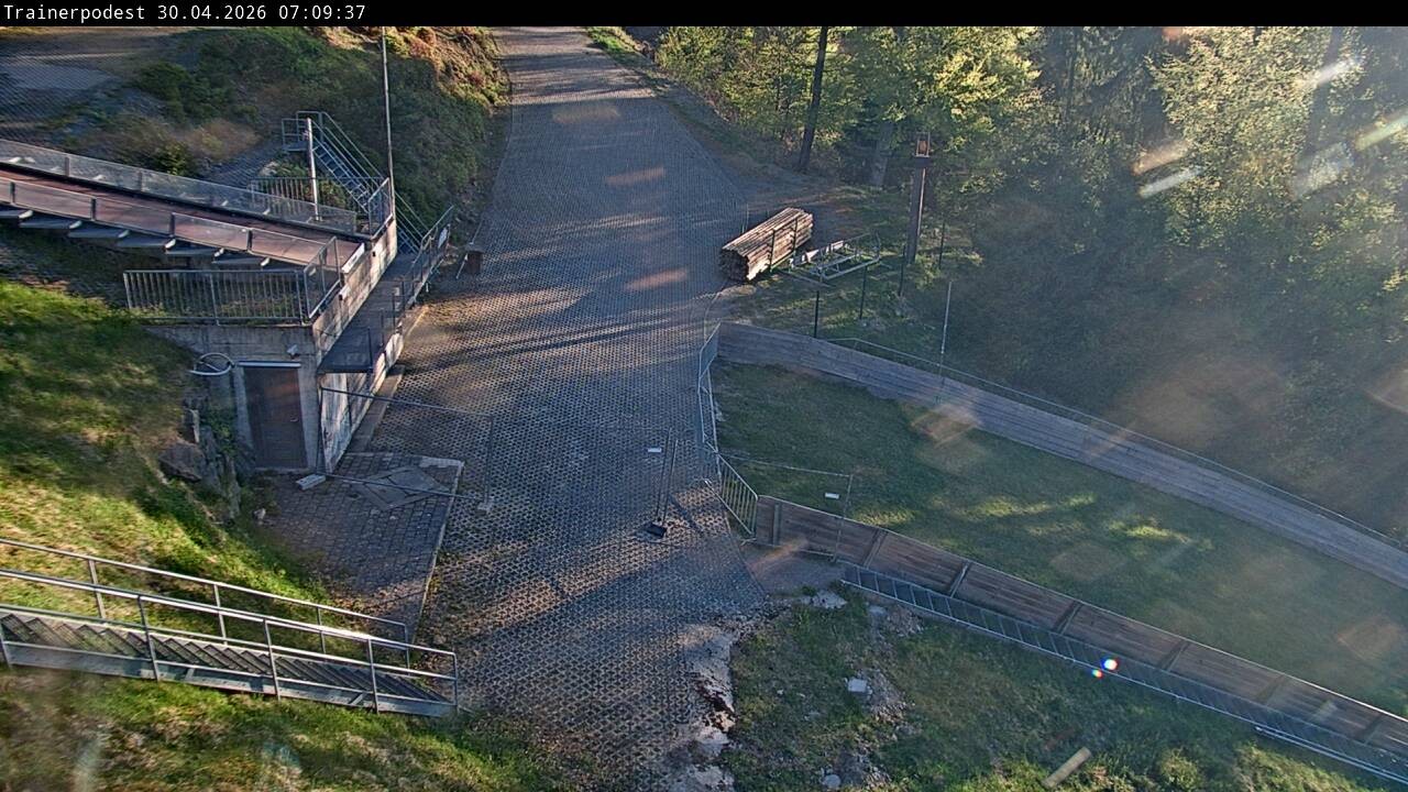 Archiv Foto Webcam Willingen: Blick Schanzentisch der Skisprungschanze